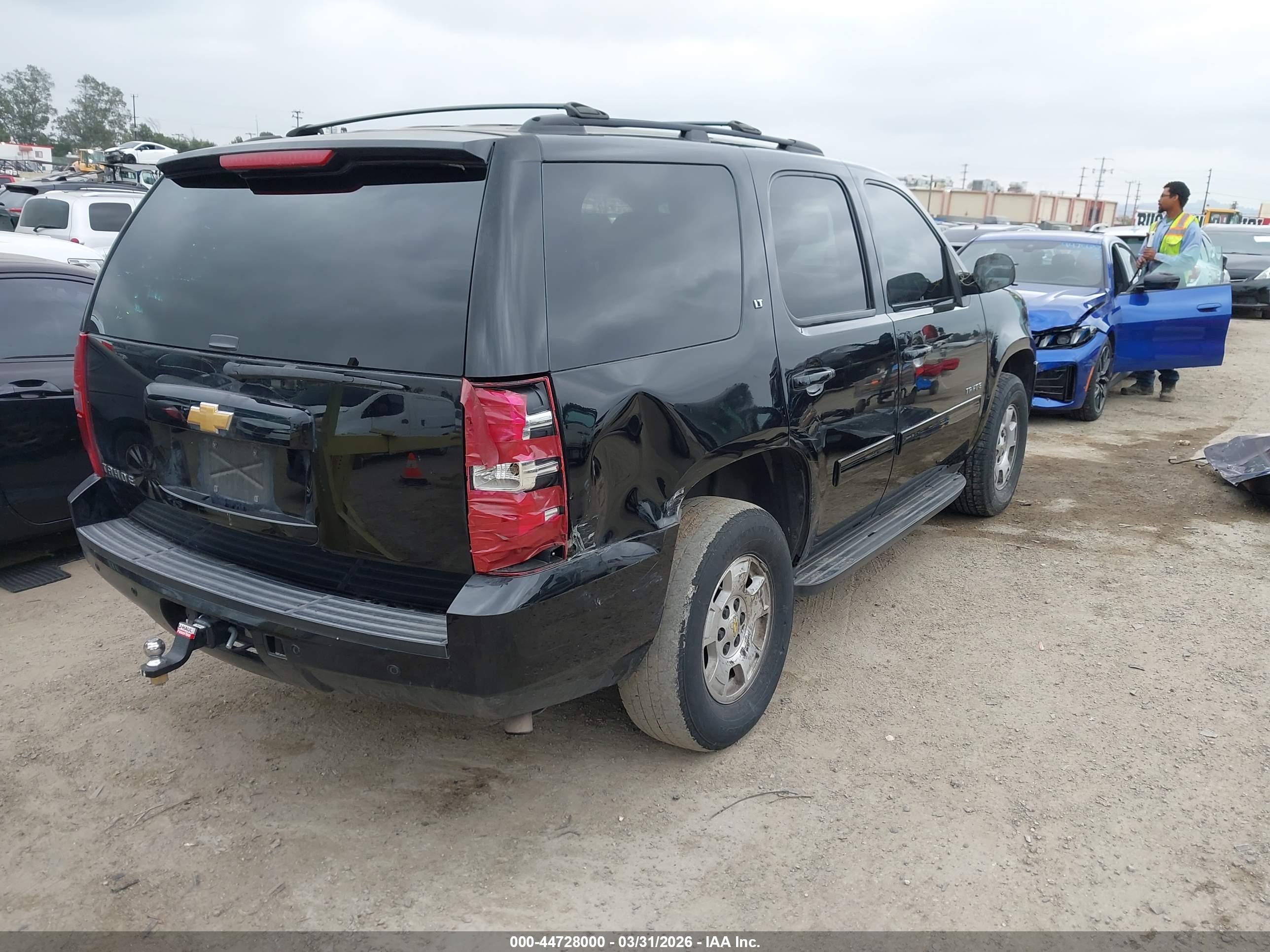 CHEVROLET TAHOE image 4