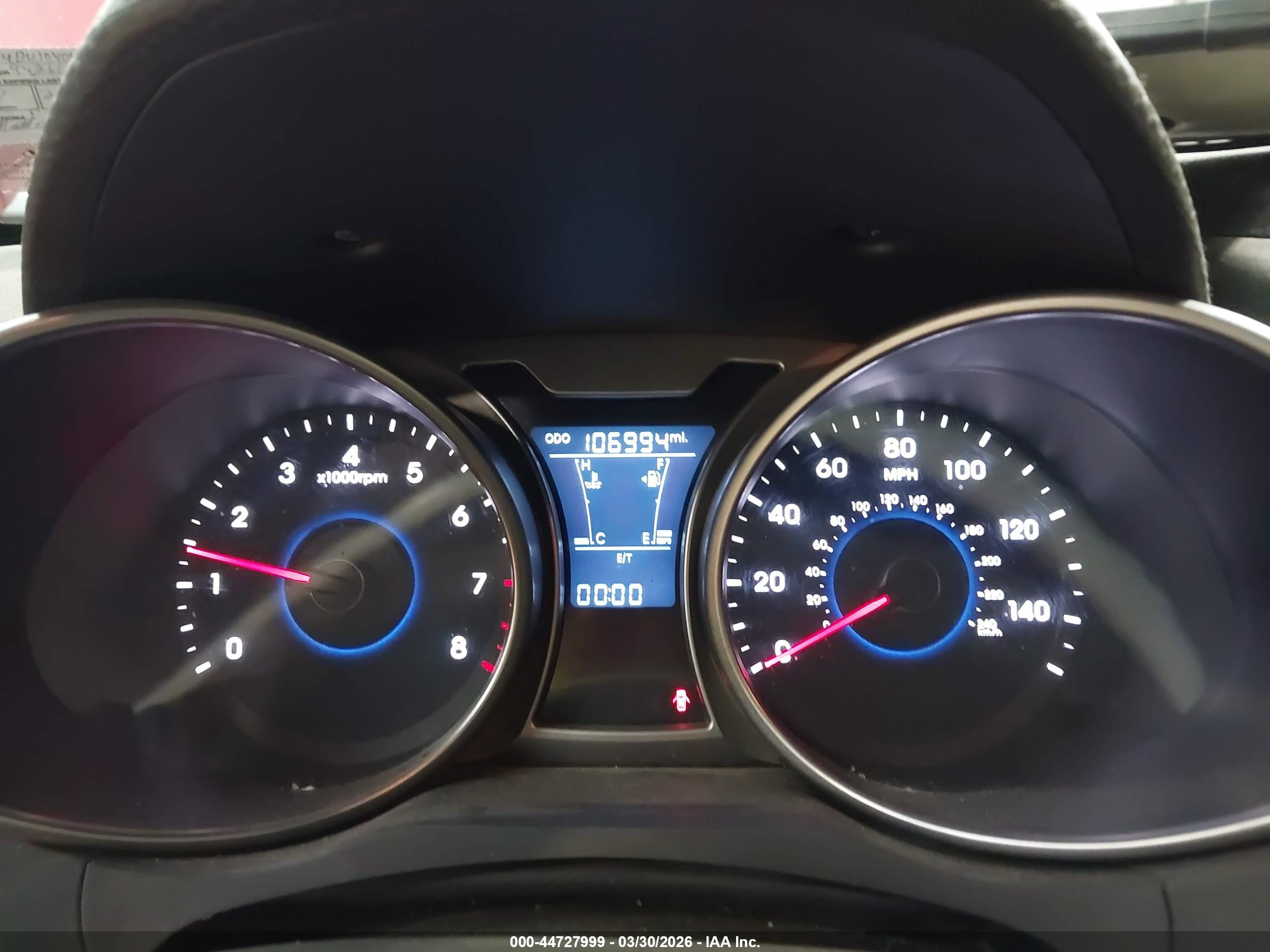 HYUNDAI VELOSTER image 7