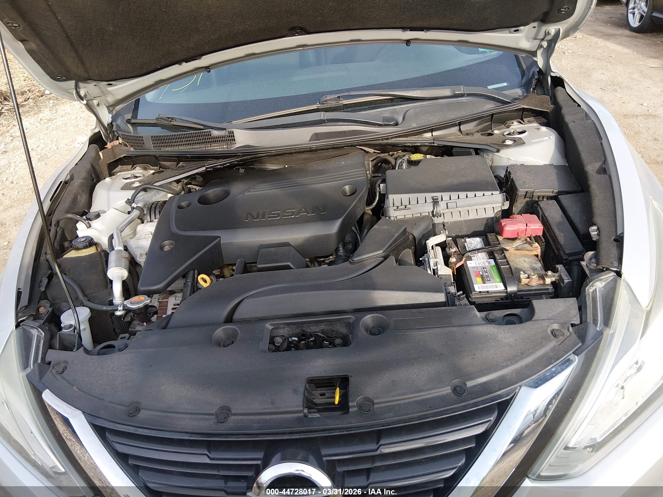 NISSAN ALTIMA image 10