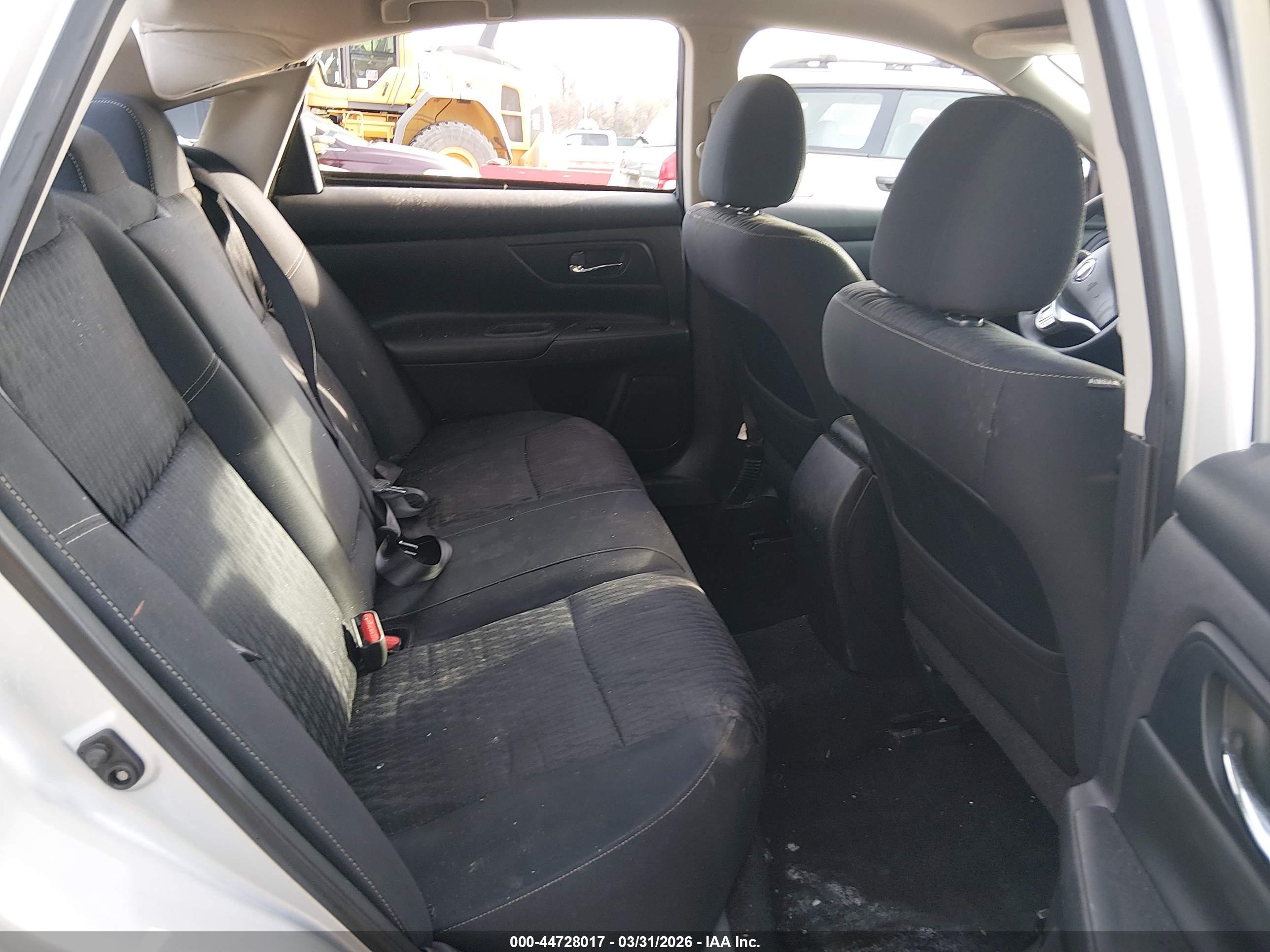 NISSAN ALTIMA image 8