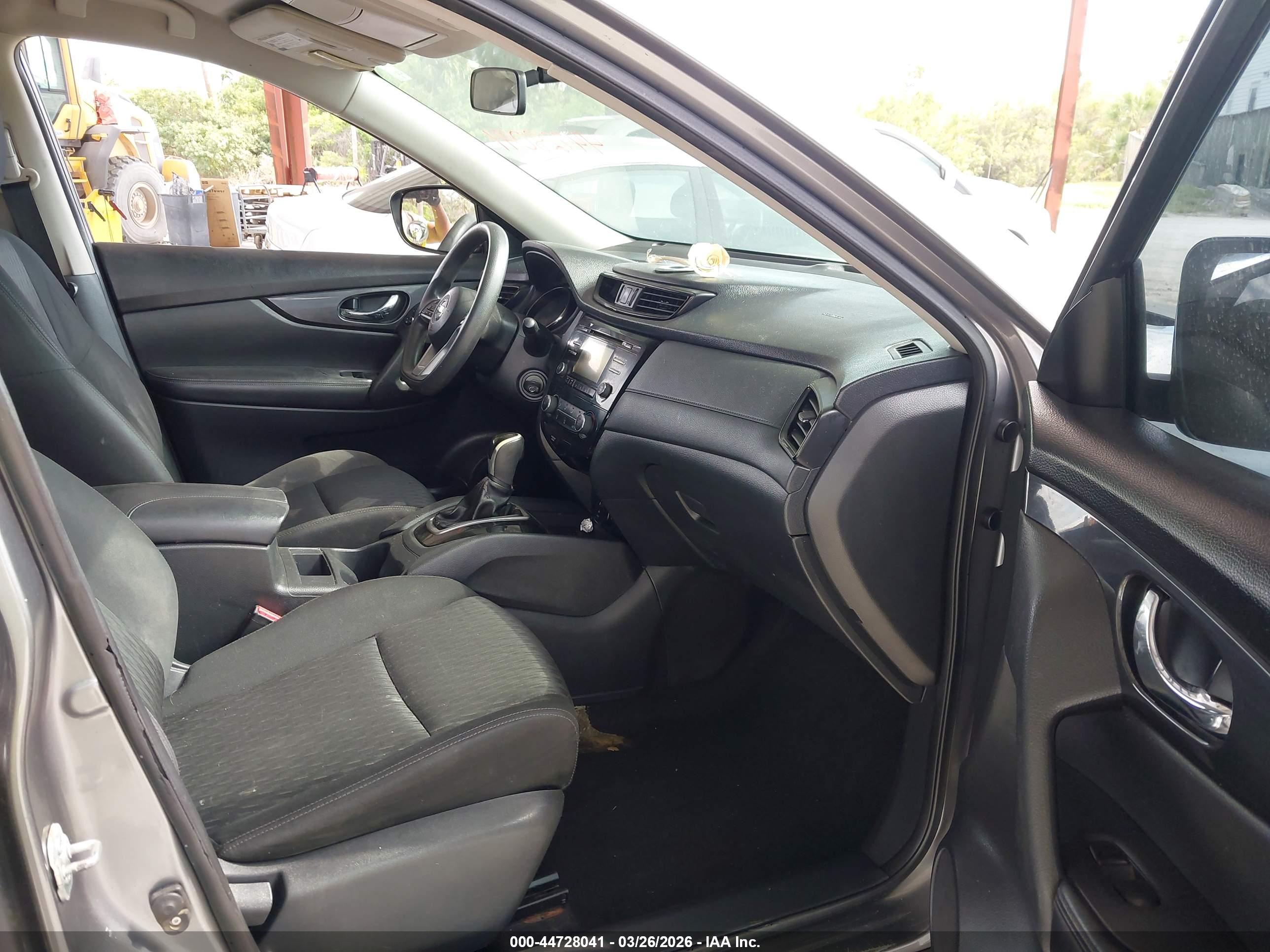 NISSAN ROGUE image 5