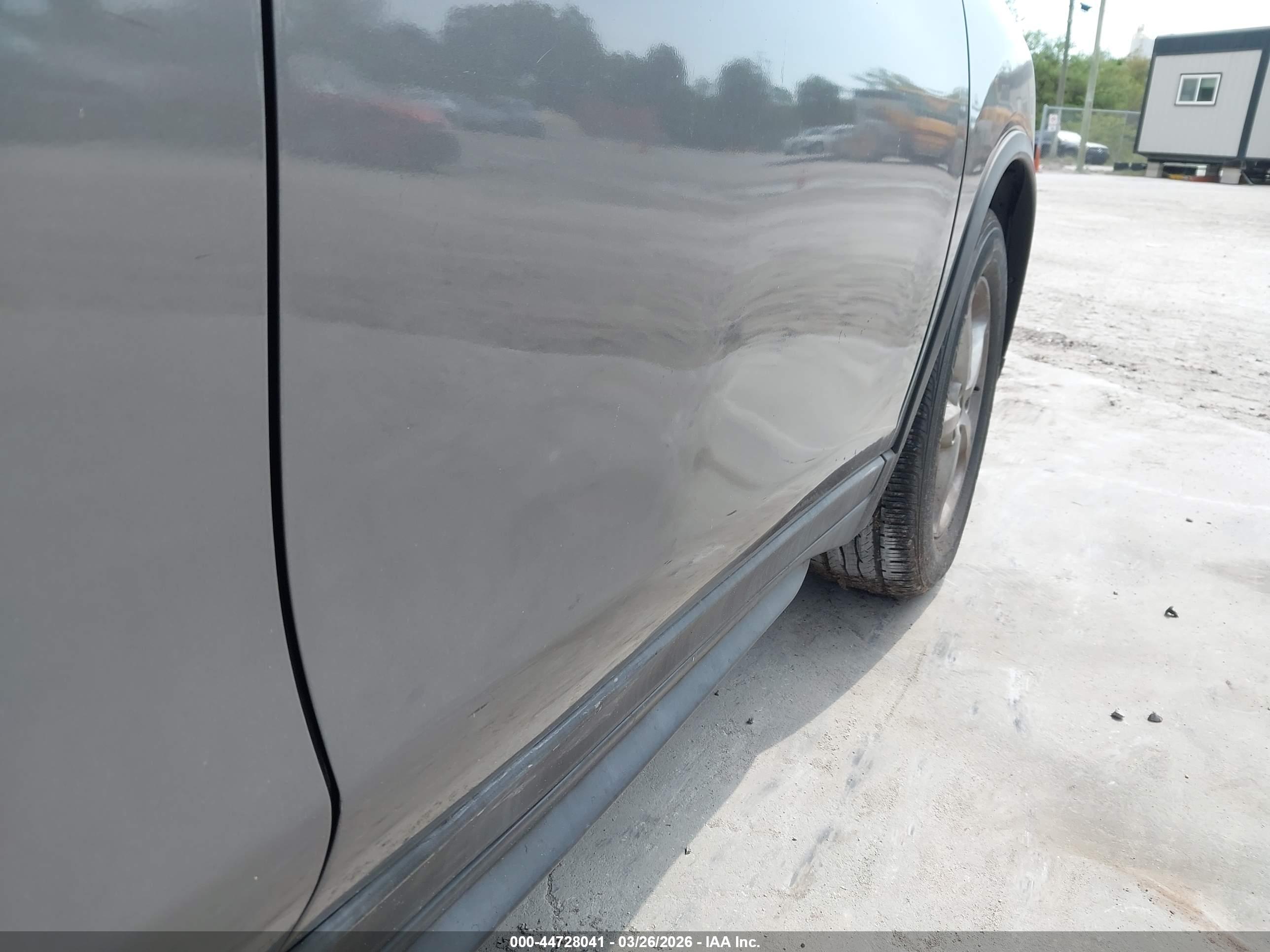 NISSAN ROGUE image 6