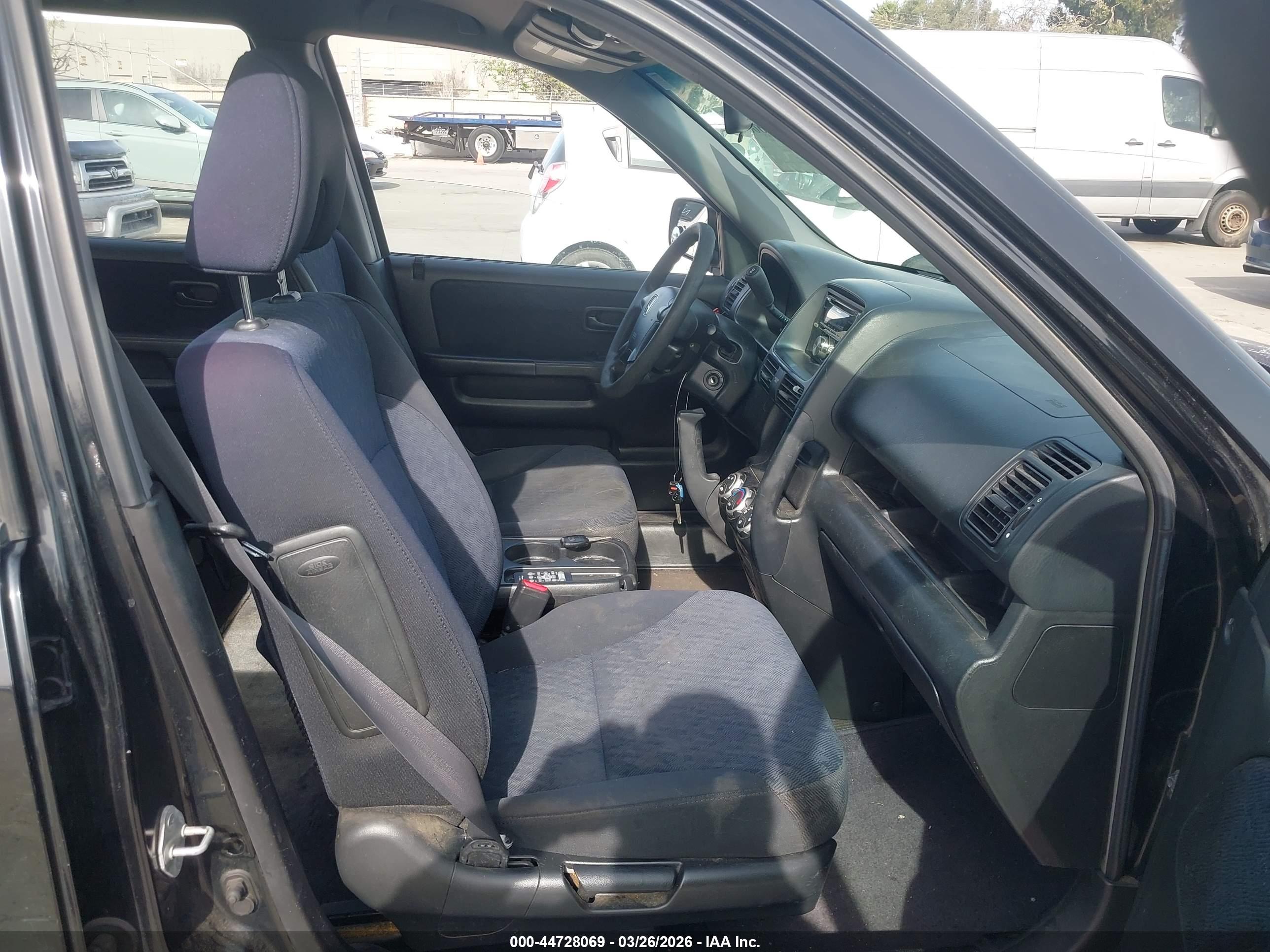 HONDA CR-V image 5