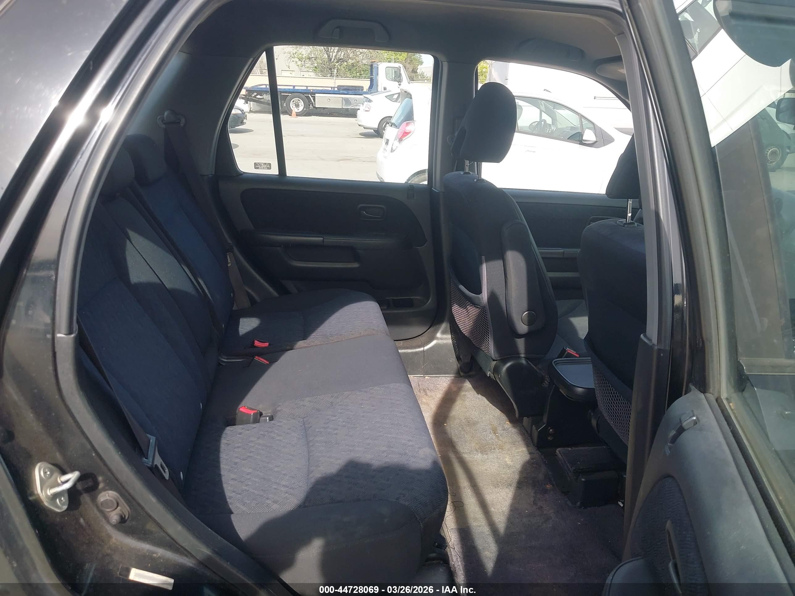 HONDA CR-V image 8