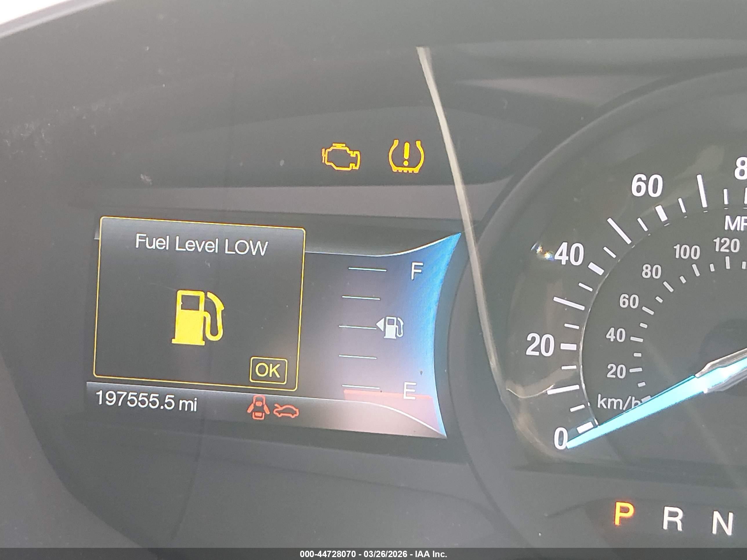FORD FUSION image 7