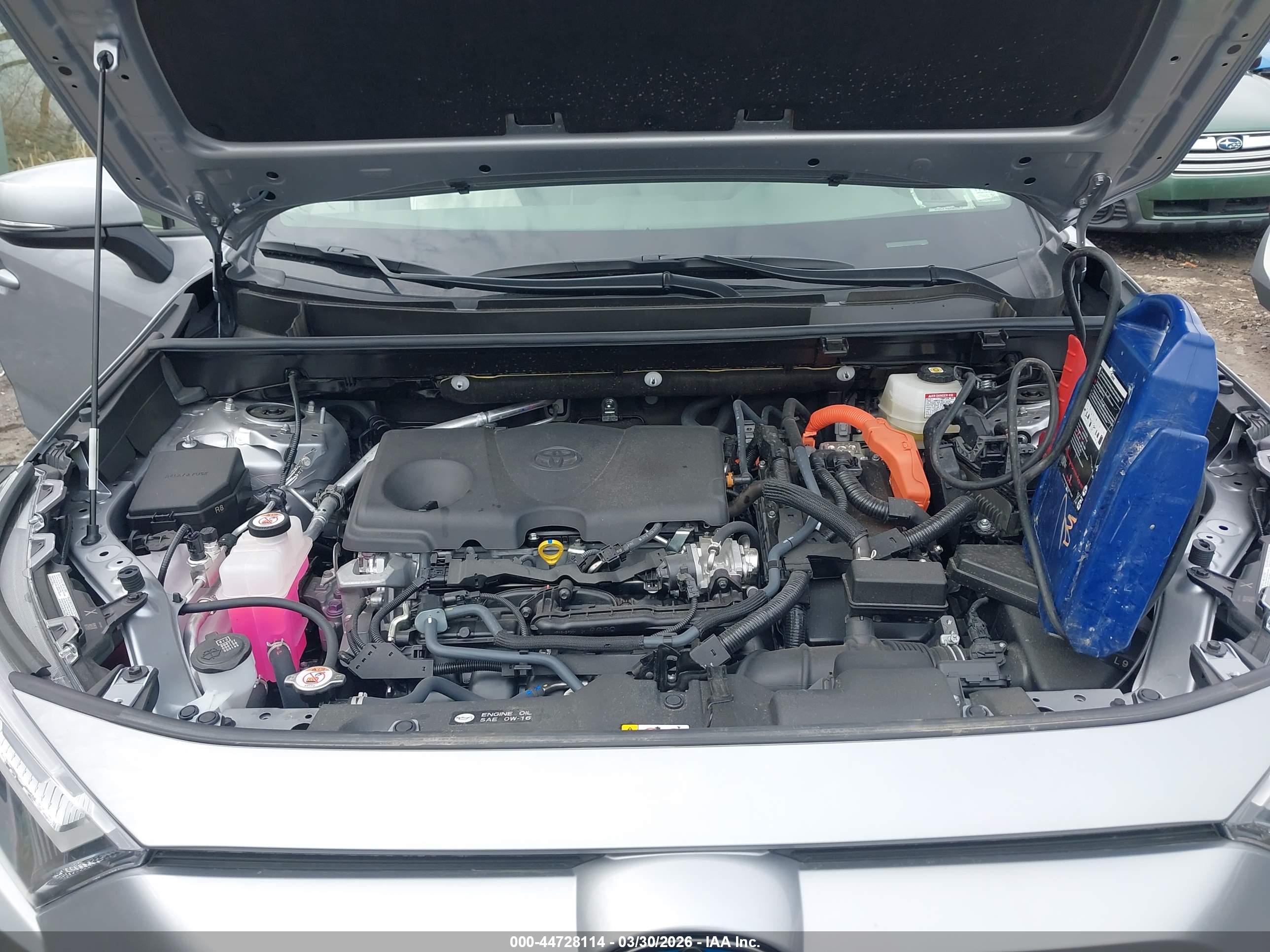 TOYOTA RAV4 image 10