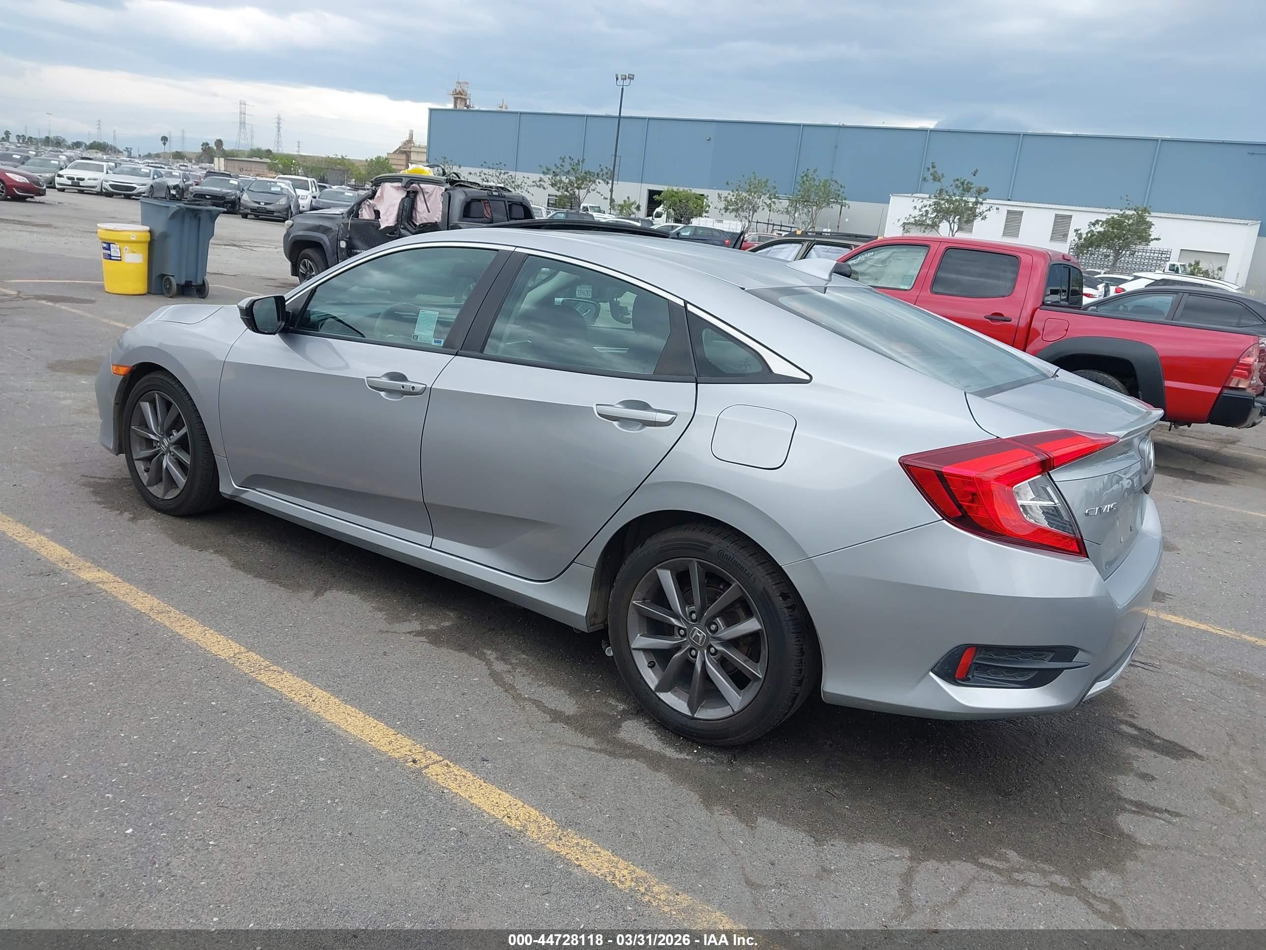 HONDA CIVIC image 3