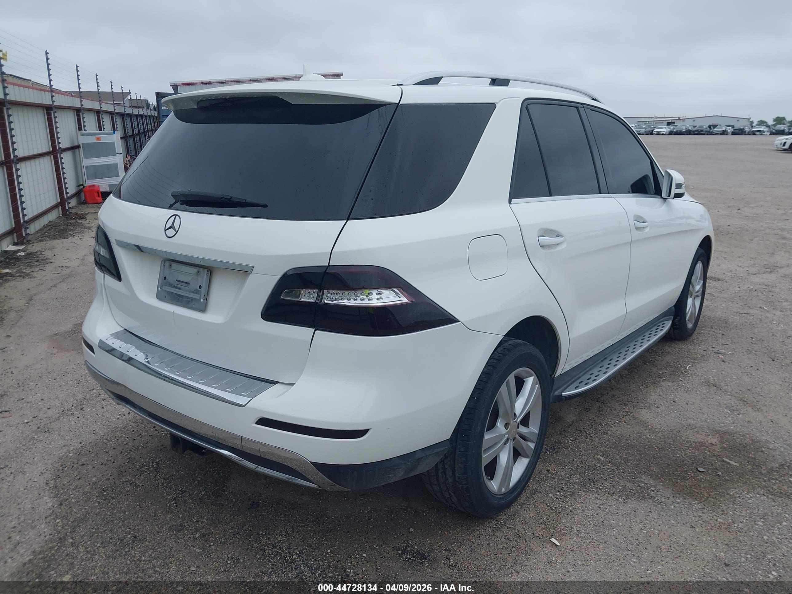 MERCEDES-BENZ ML image 4