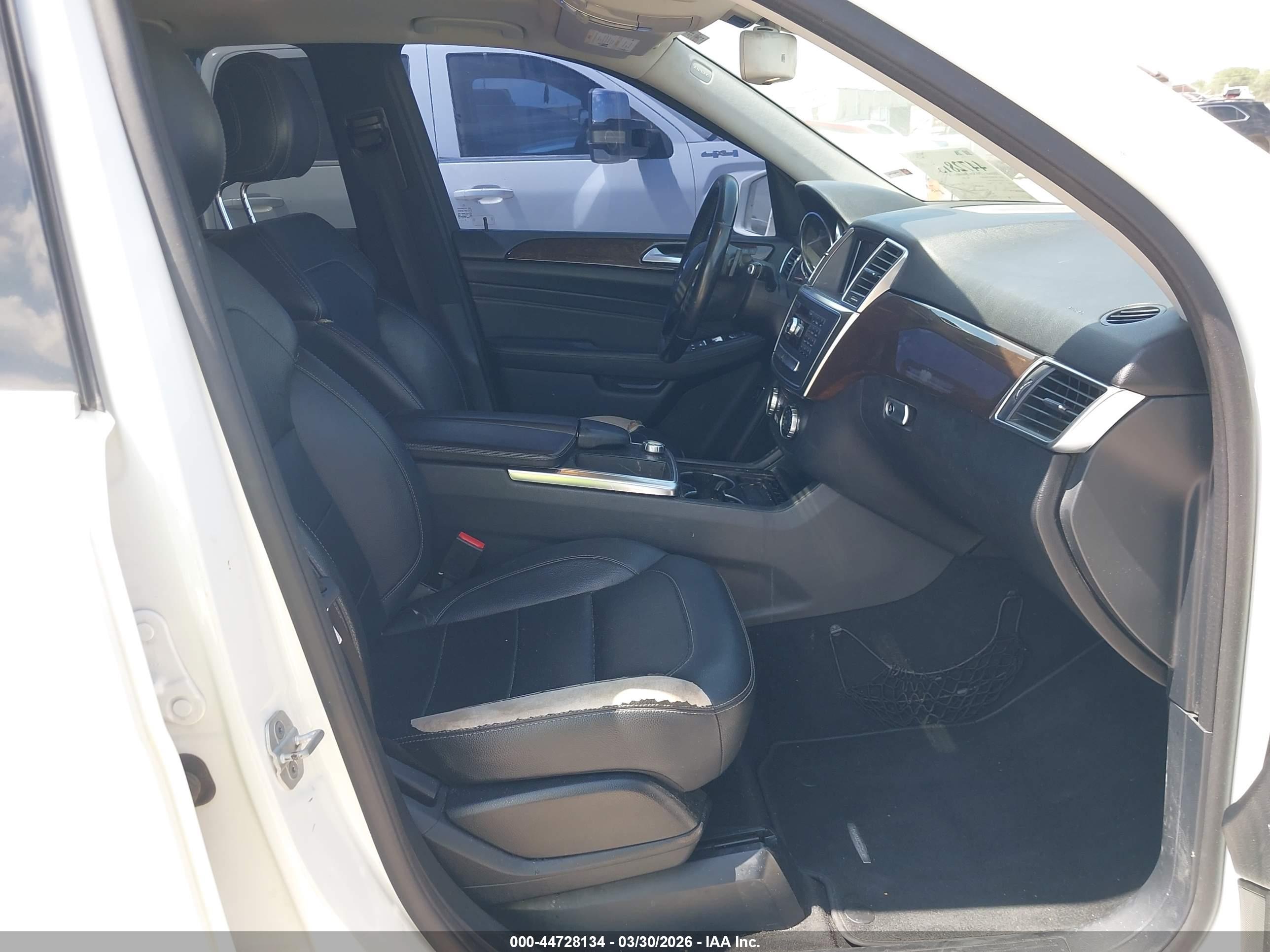 MERCEDES-BENZ ML image 5