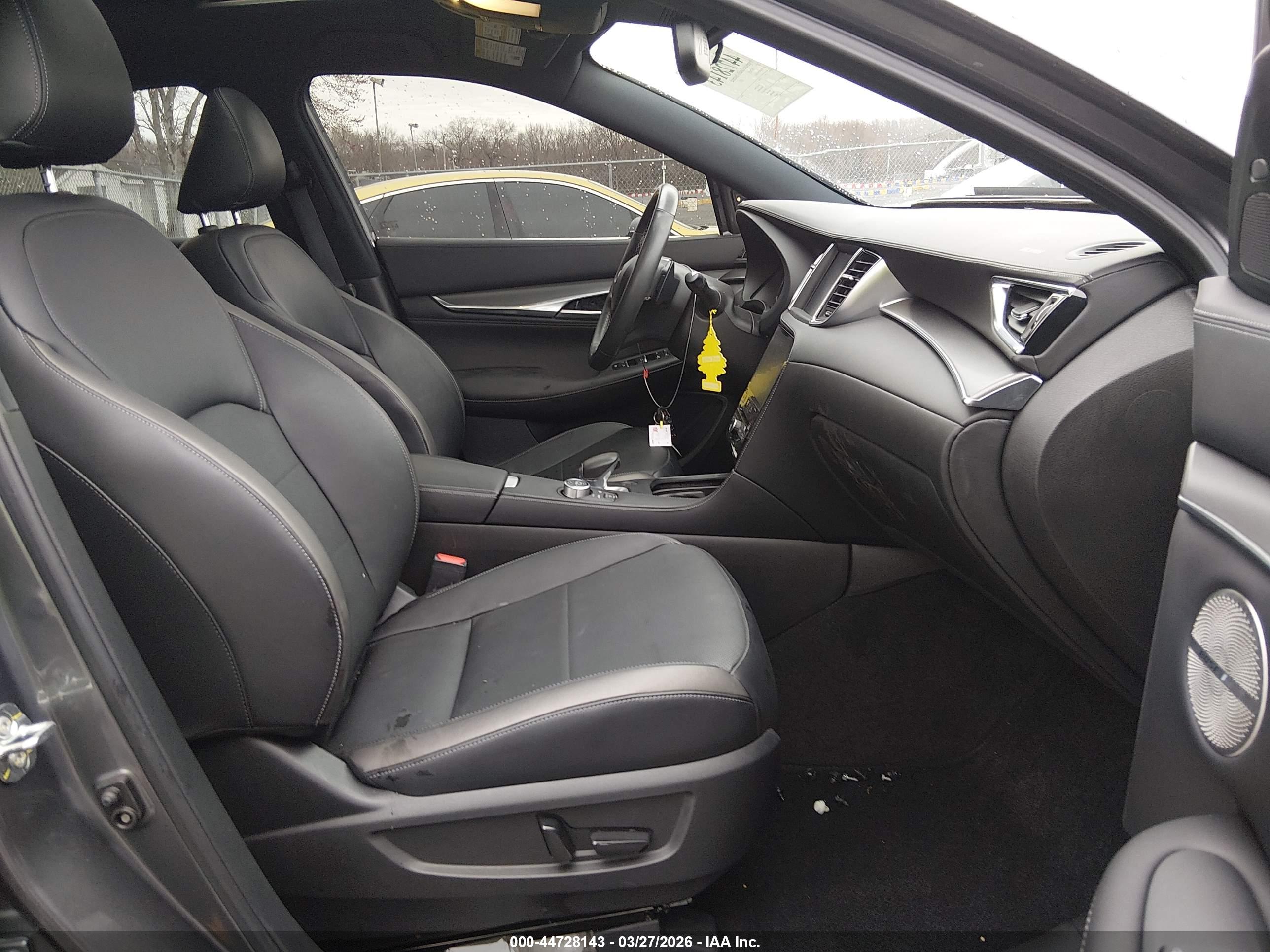 INFINITI QX55 image 5