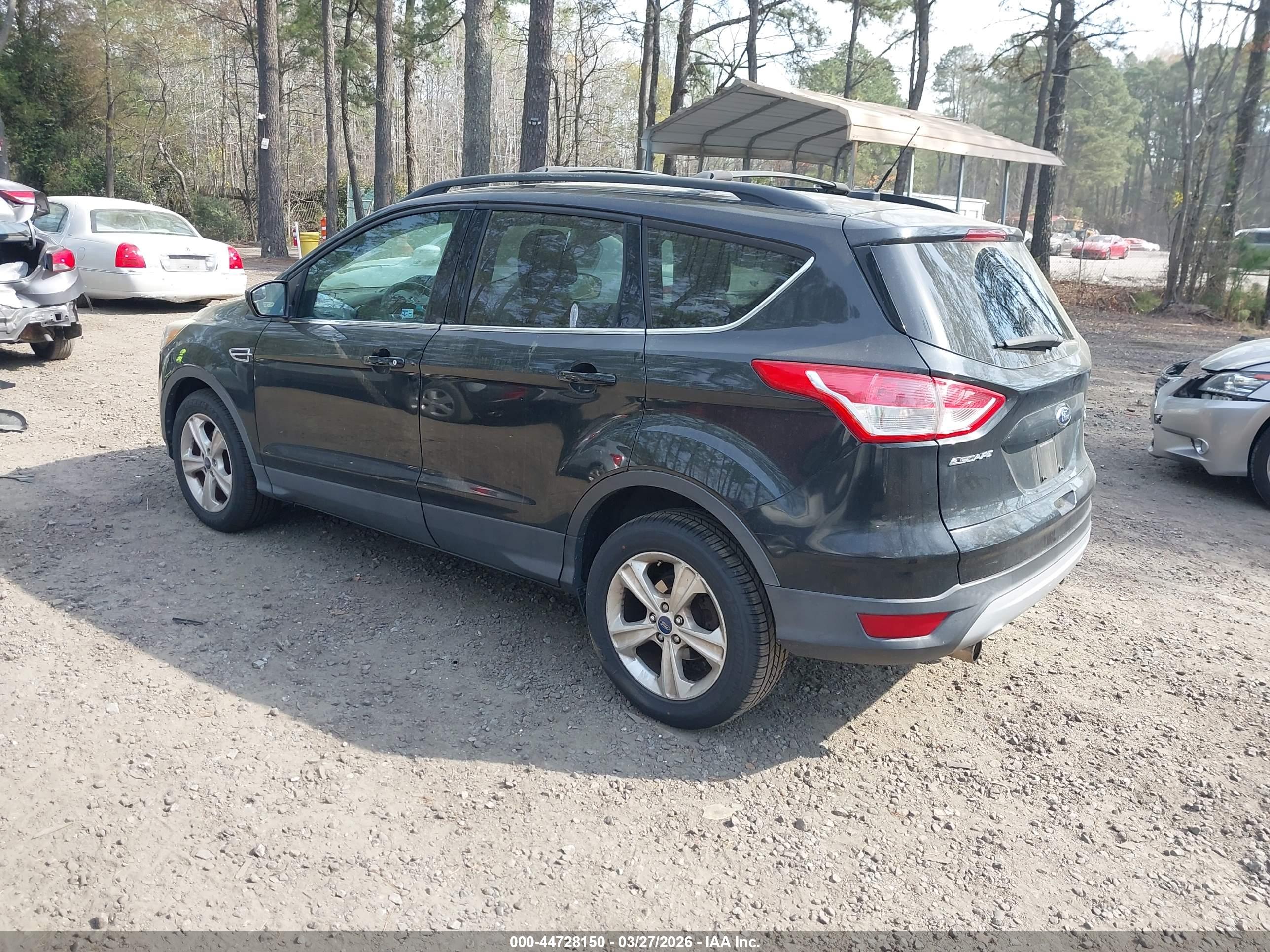 FORD ESCAPE image 3
