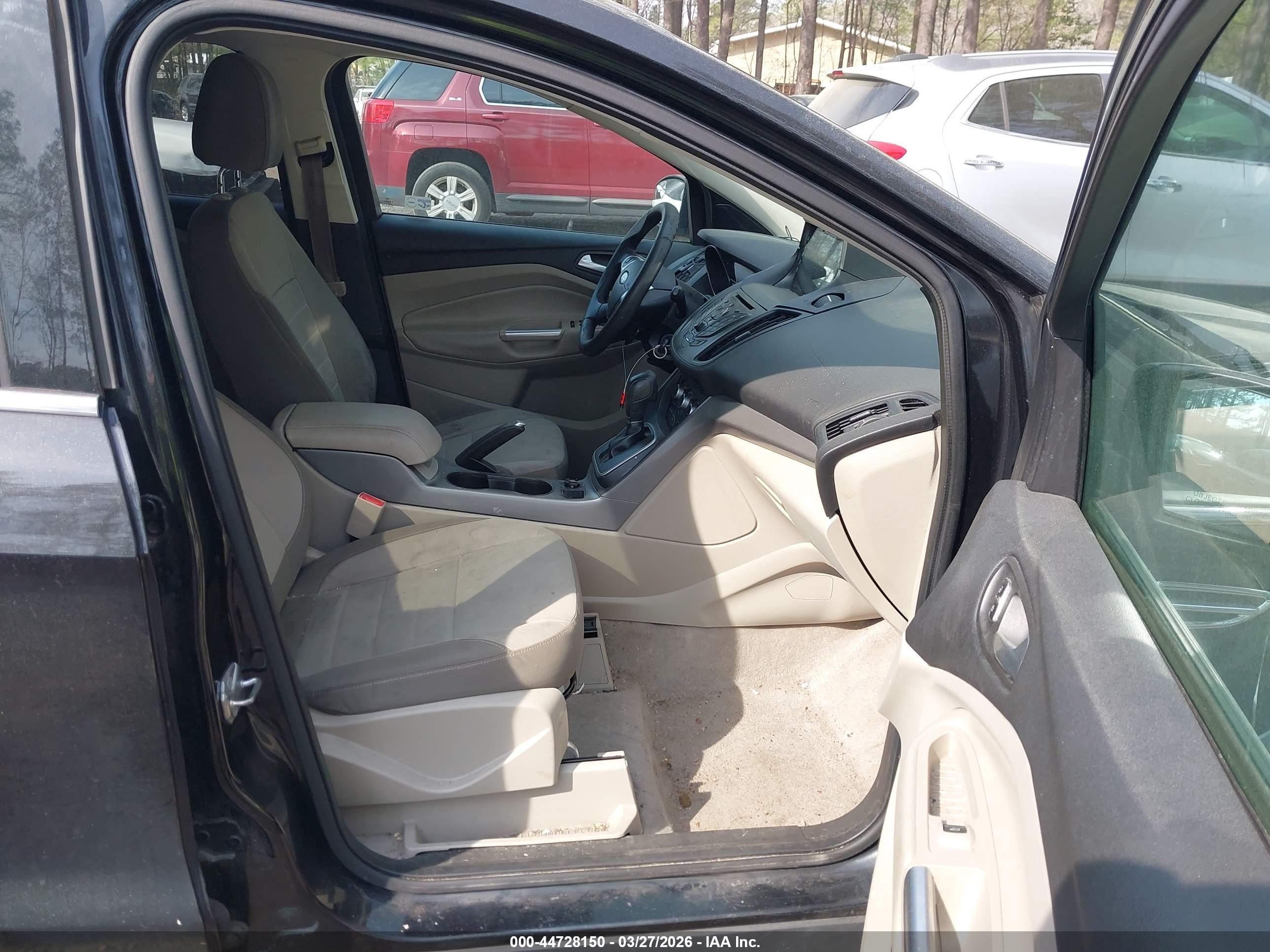 FORD ESCAPE image 5