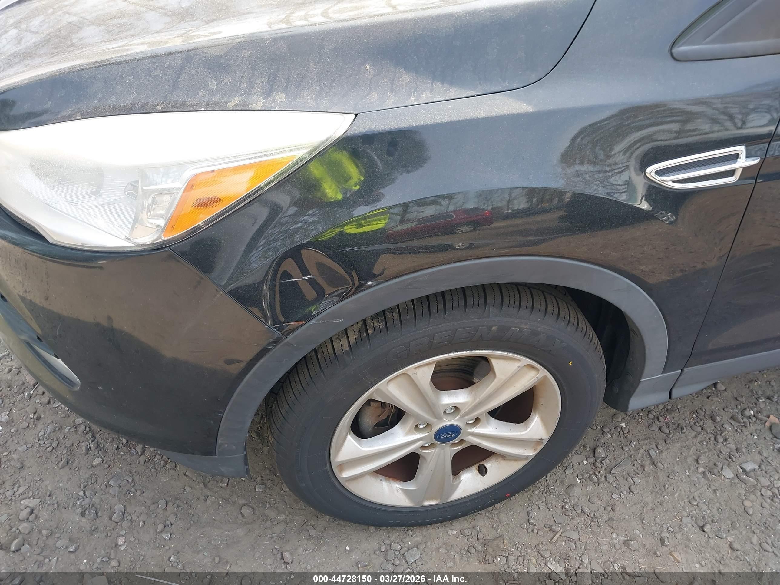FORD ESCAPE image 6