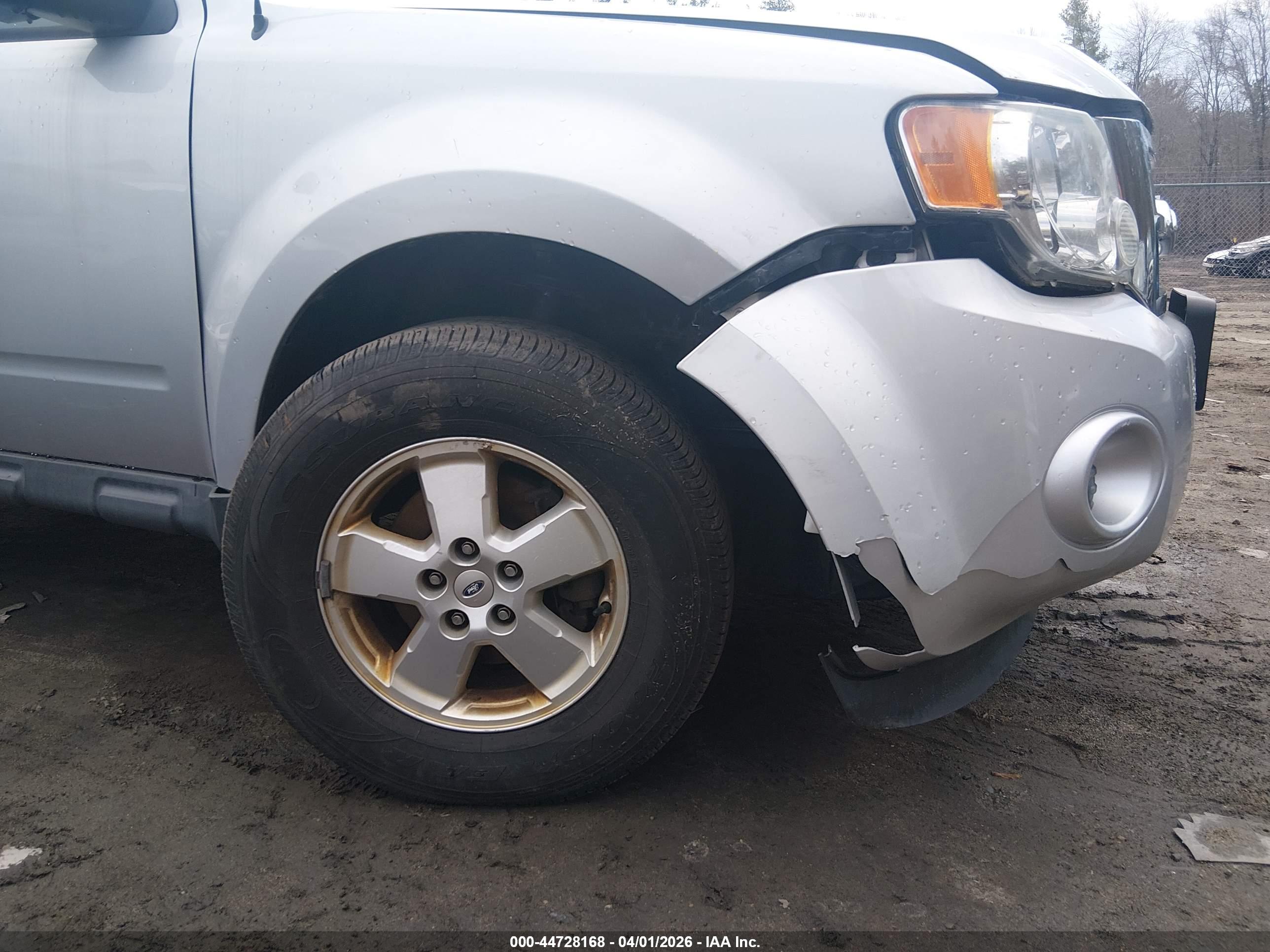 FORD ESCAPE image 6