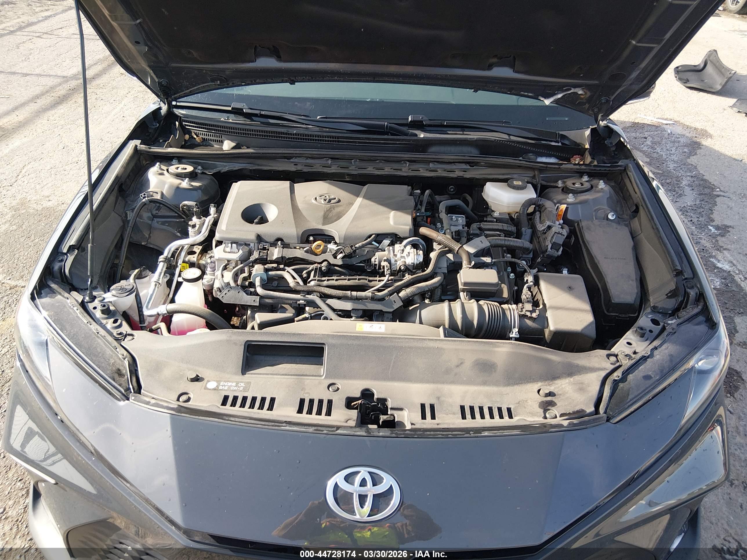 TOYOTA CAMRY image 10