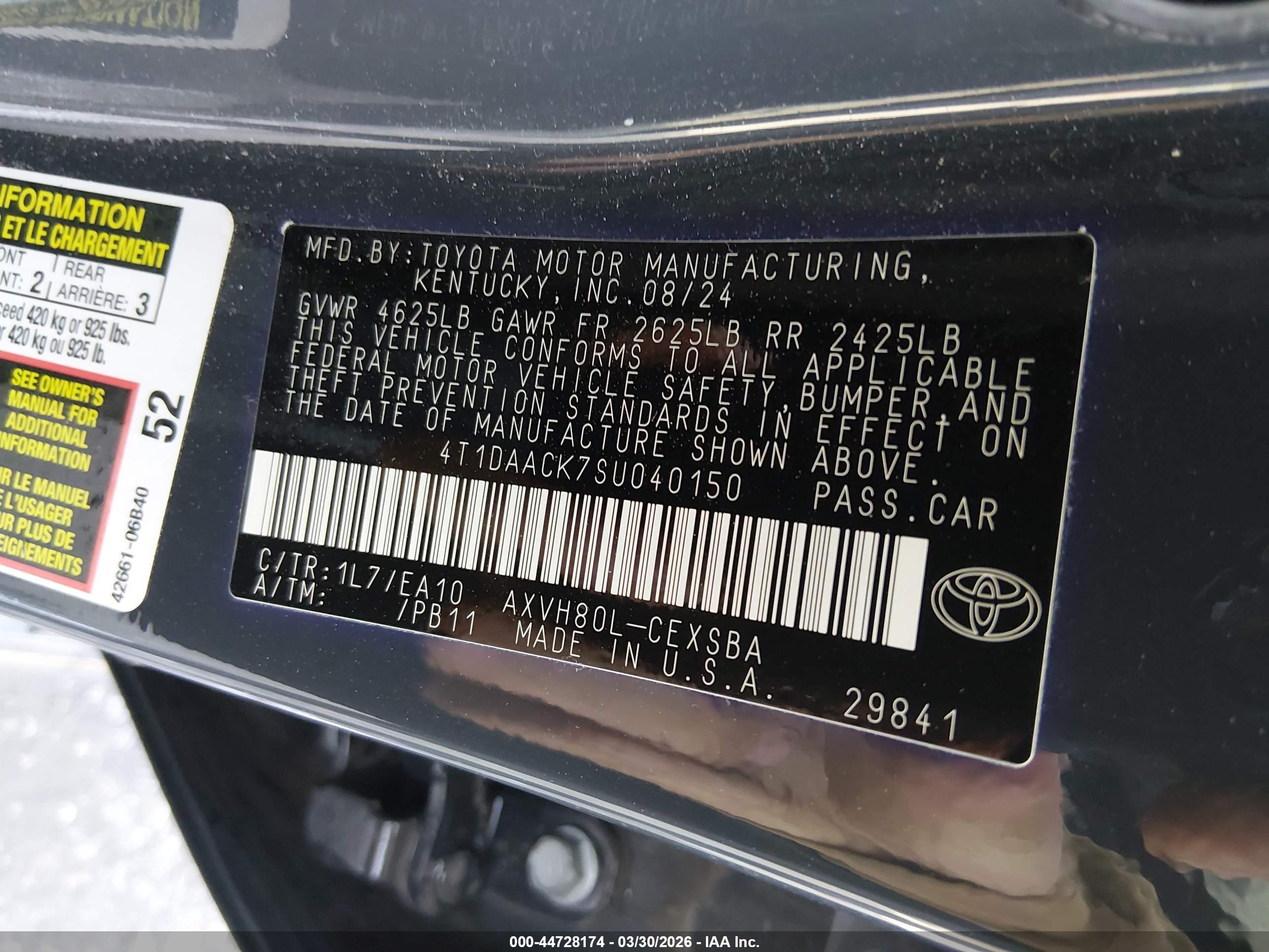 TOYOTA CAMRY image 9