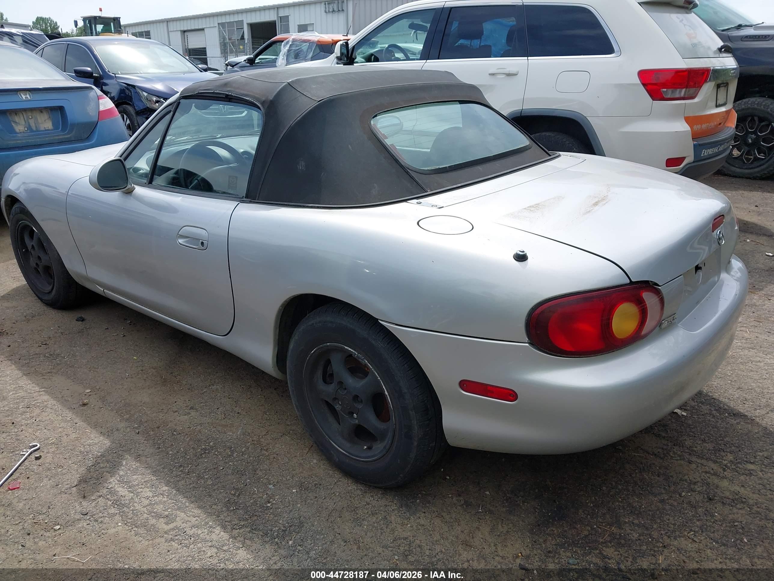 MAZDA MX-5 image 3
