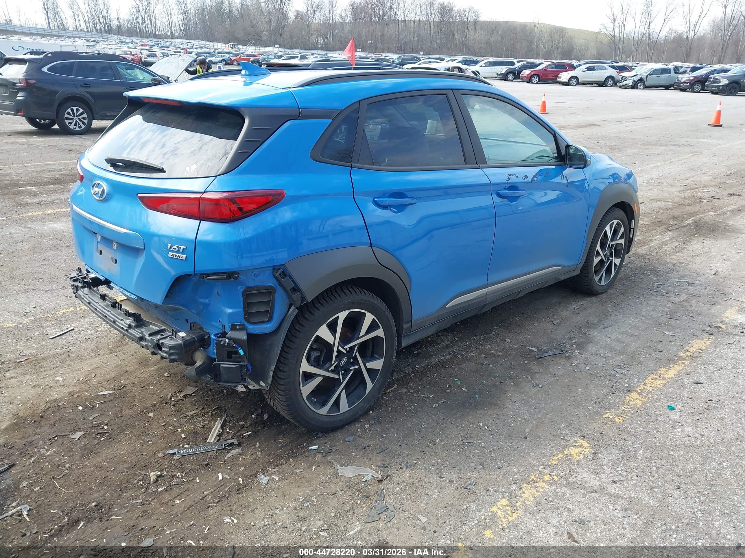 HYUNDAI KONA image 4