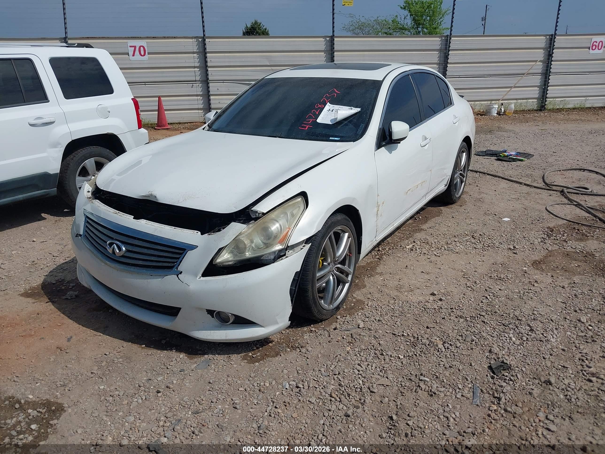 INFINITI G37X image 2