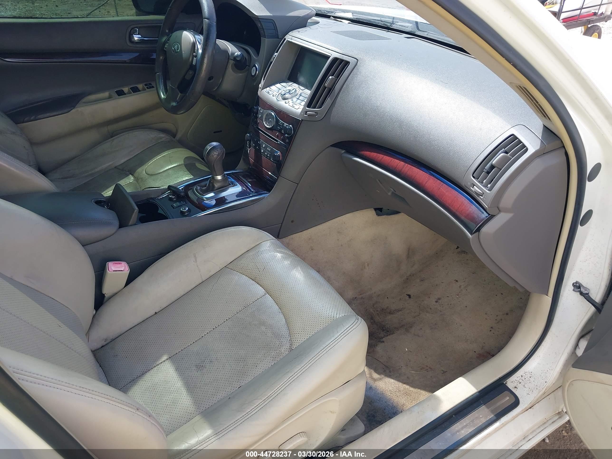INFINITI G37X image 5