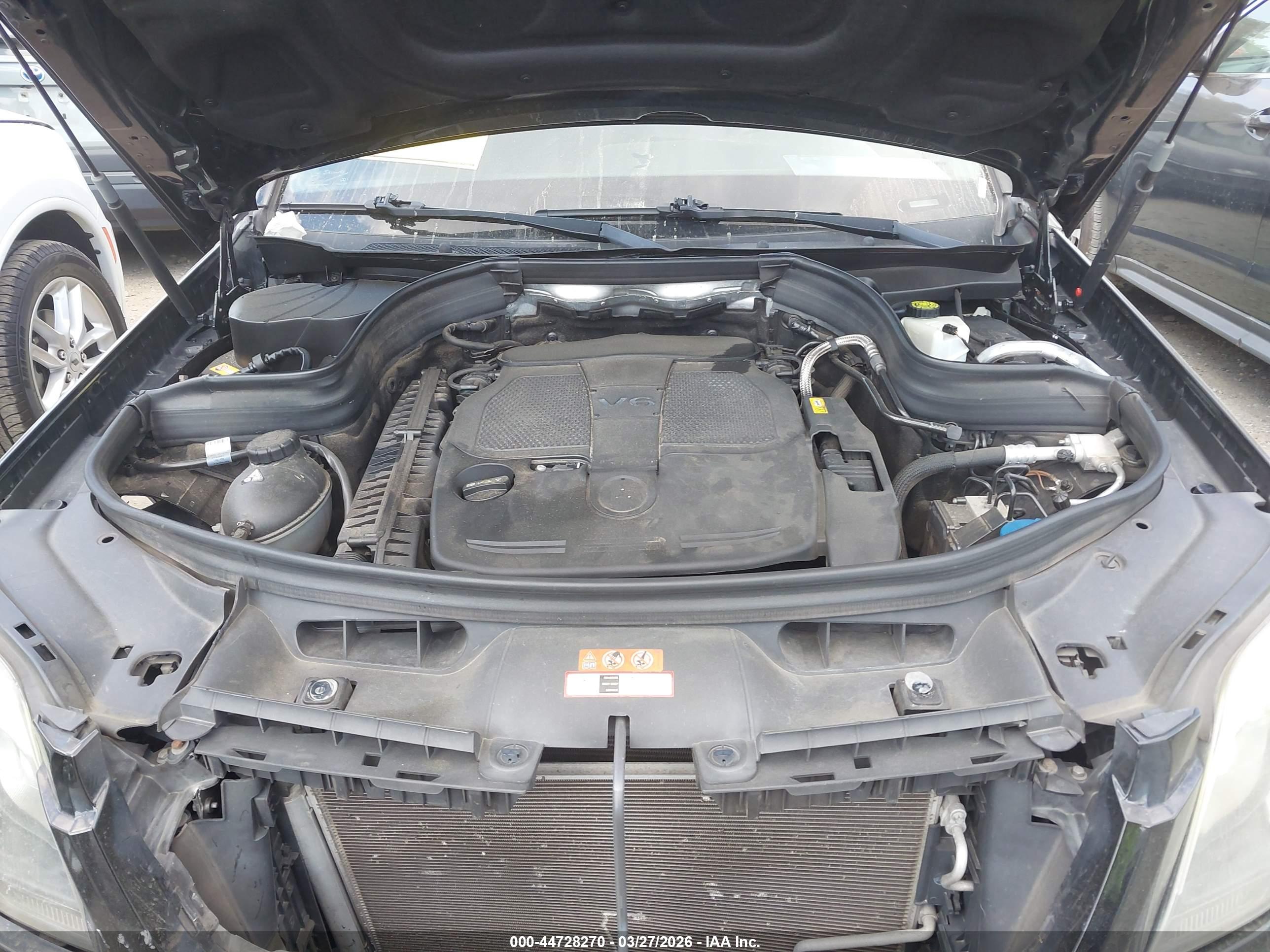 MERCEDES-BENZ GLK image 10