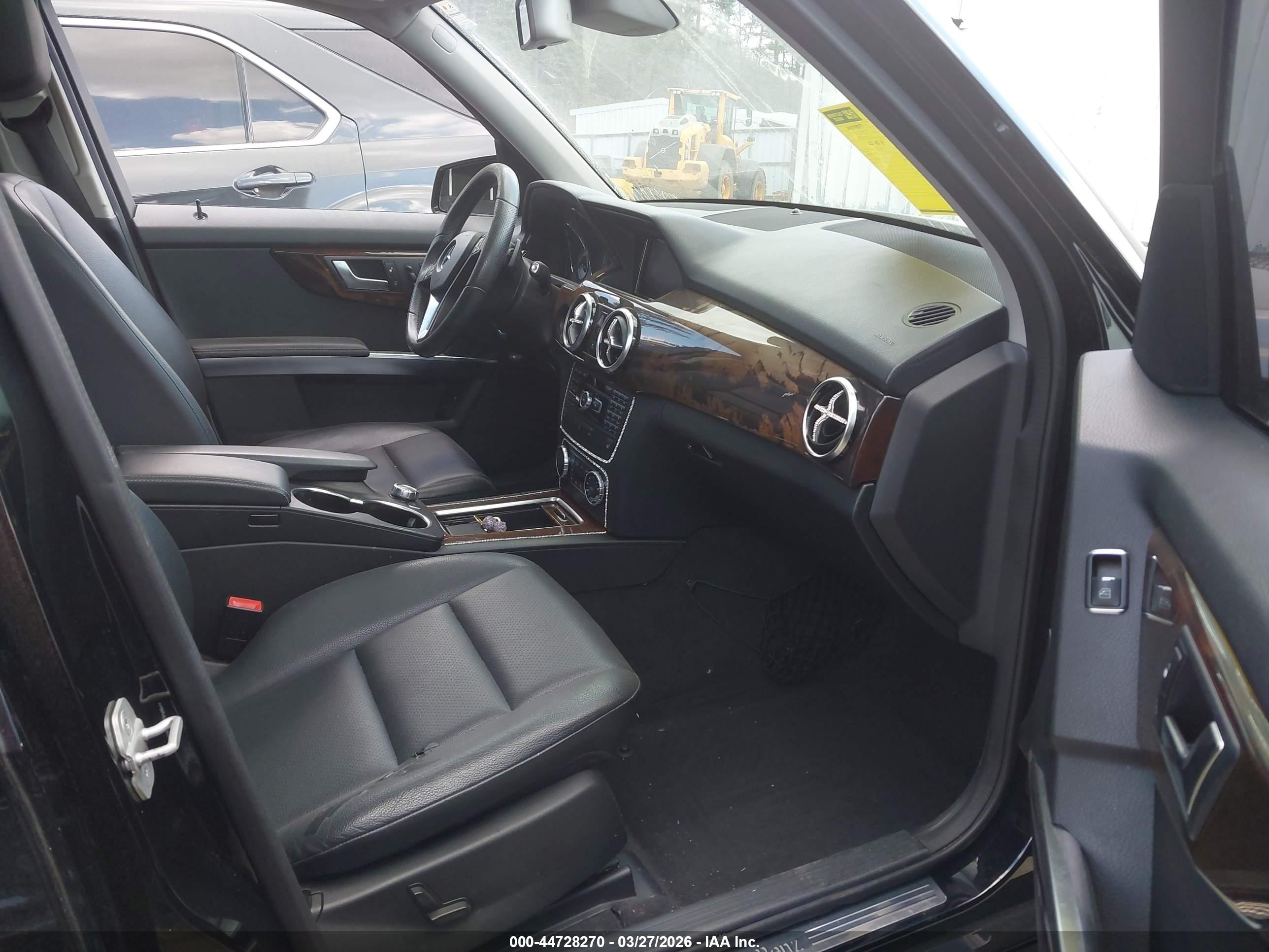 MERCEDES-BENZ GLK image 5
