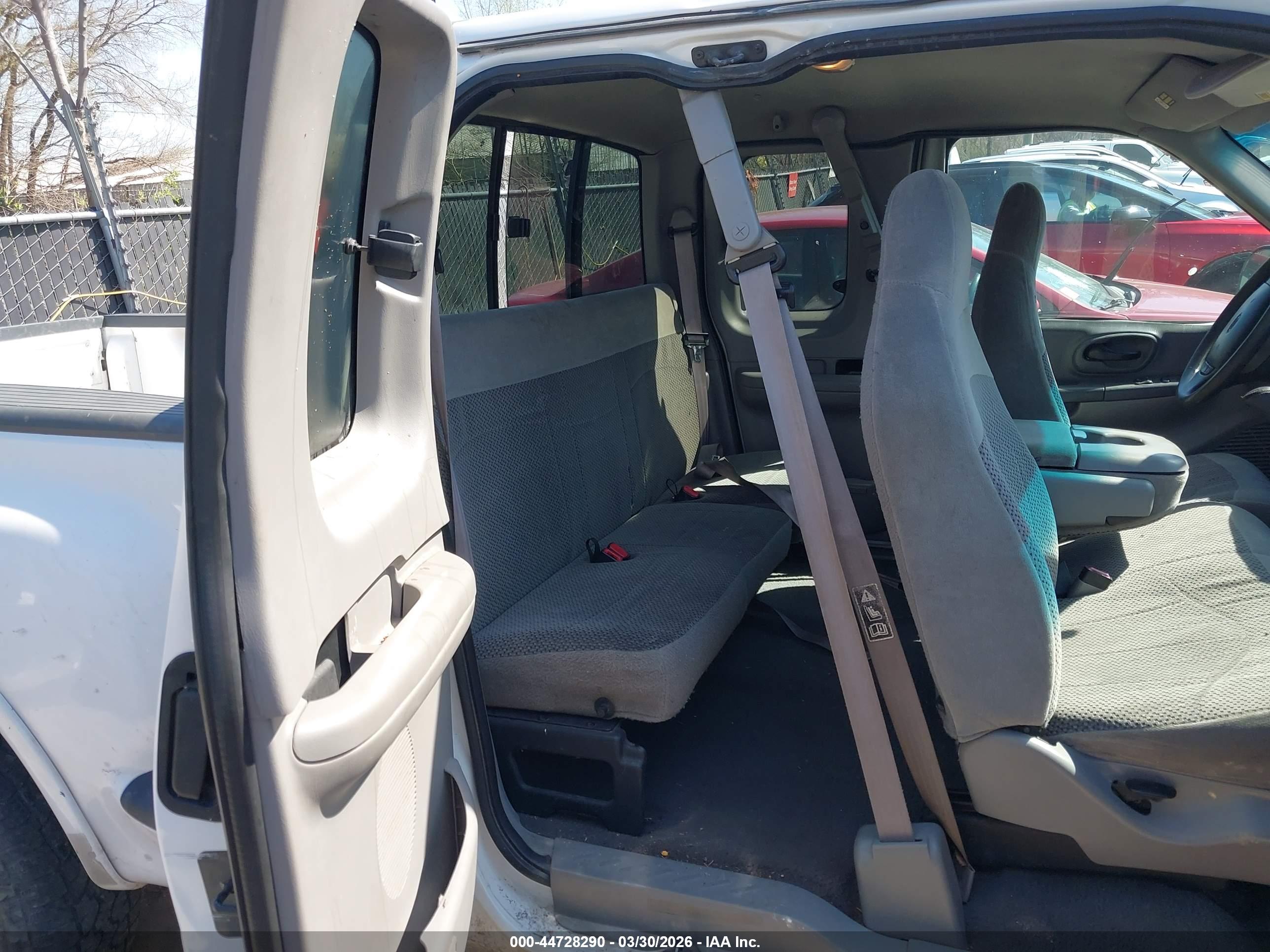 FORD F-150 image 8
