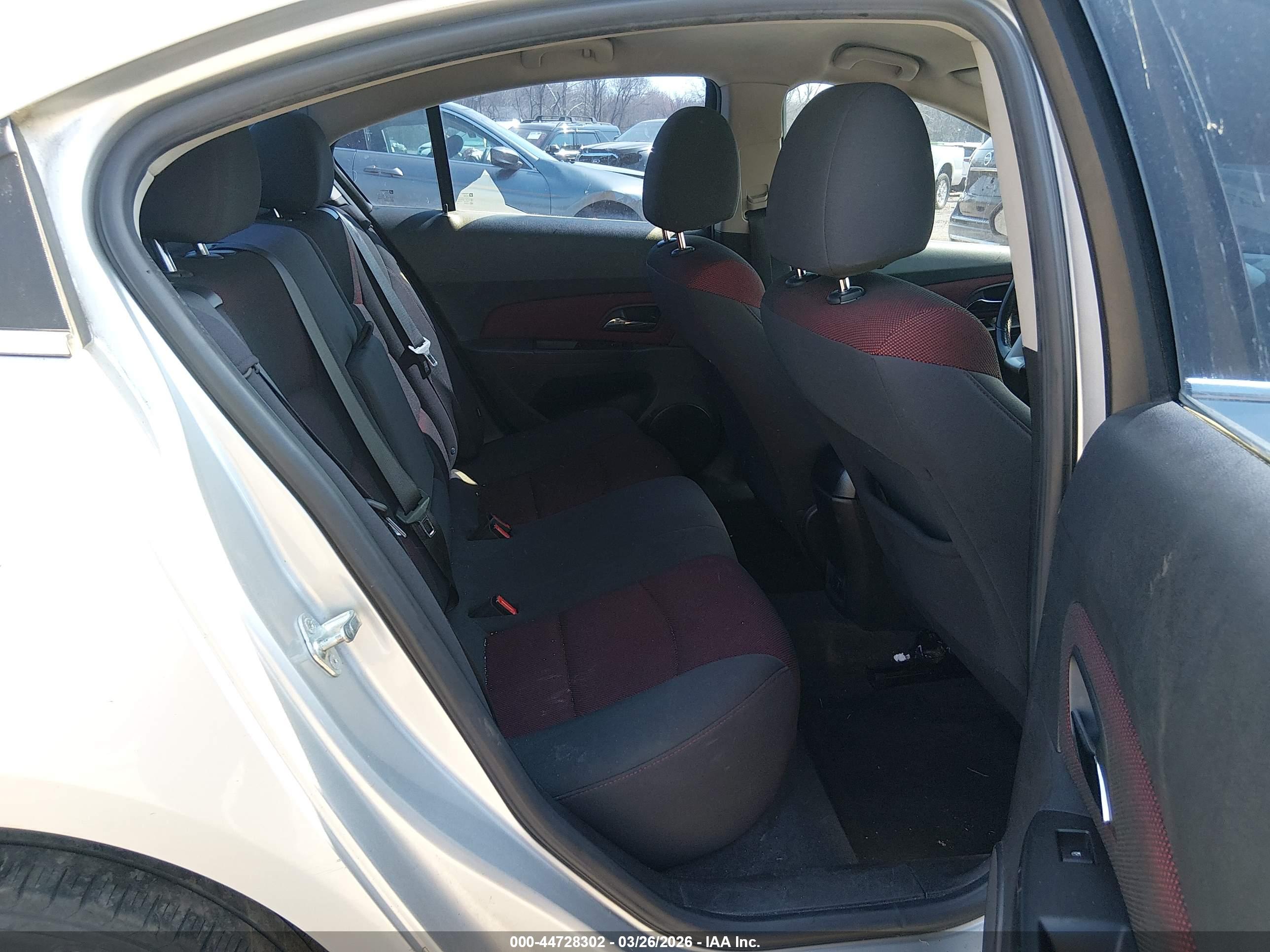 CHEVROLET CRUZE image 8