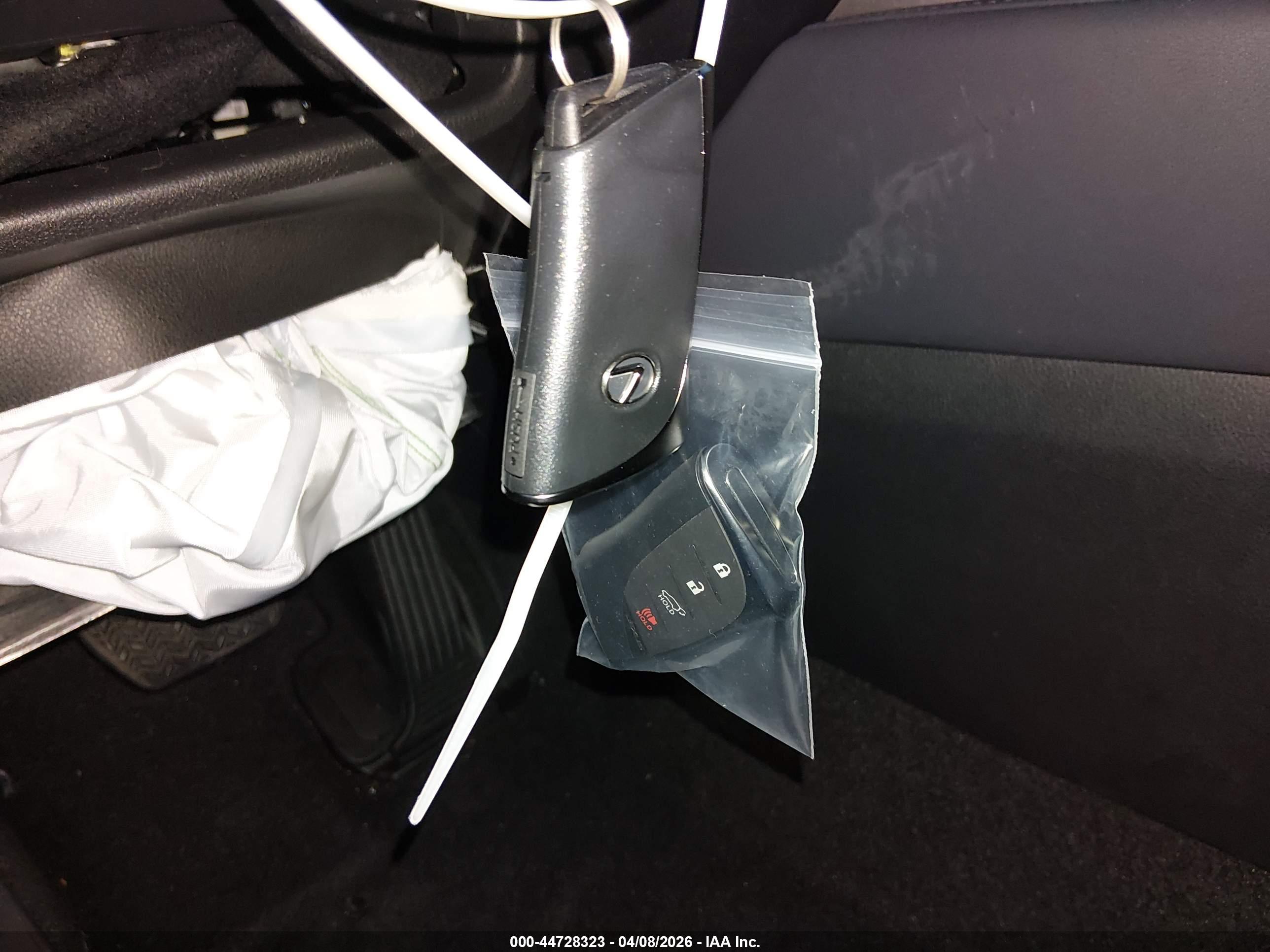 LEXUS RX image 11
