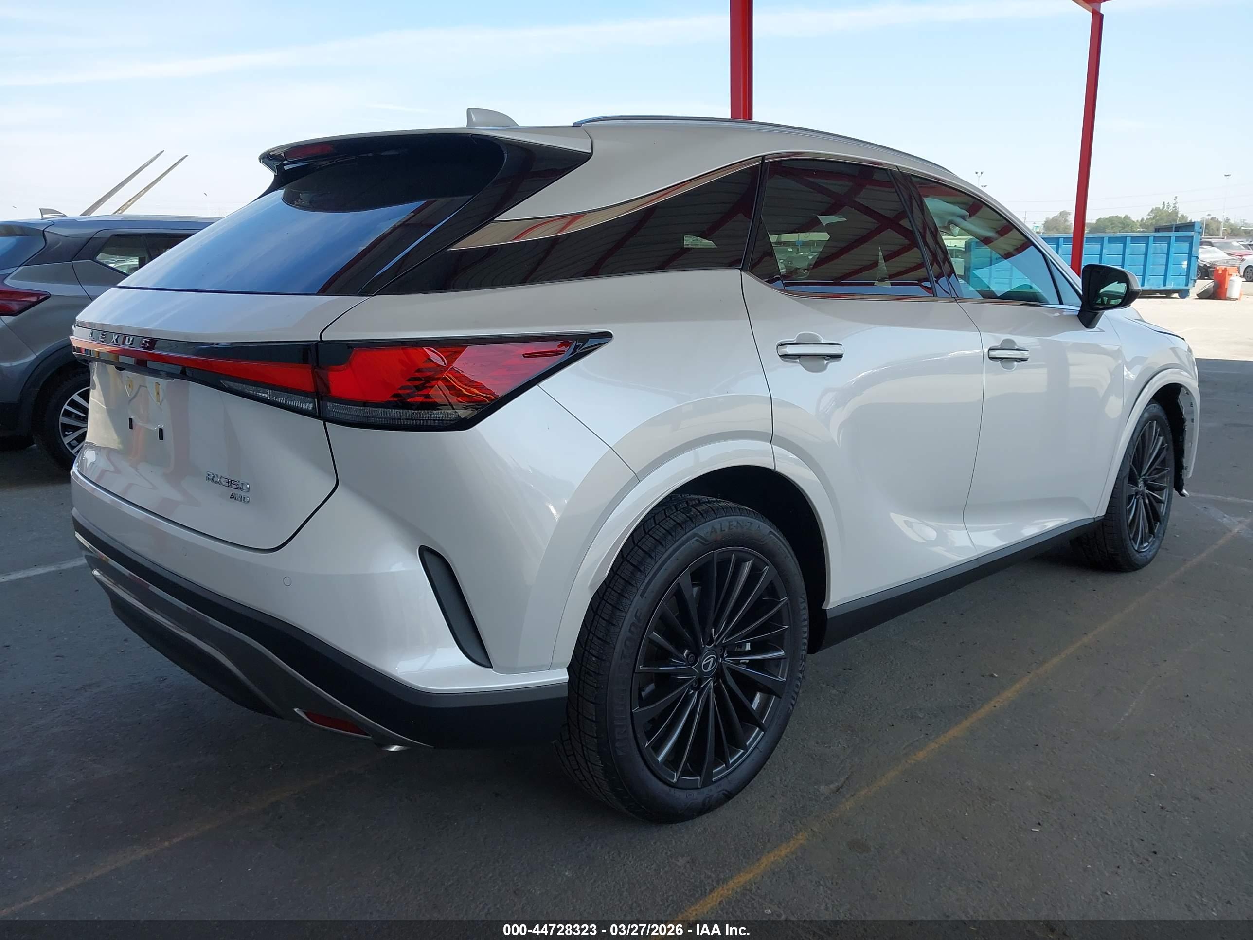LEXUS RX image 4