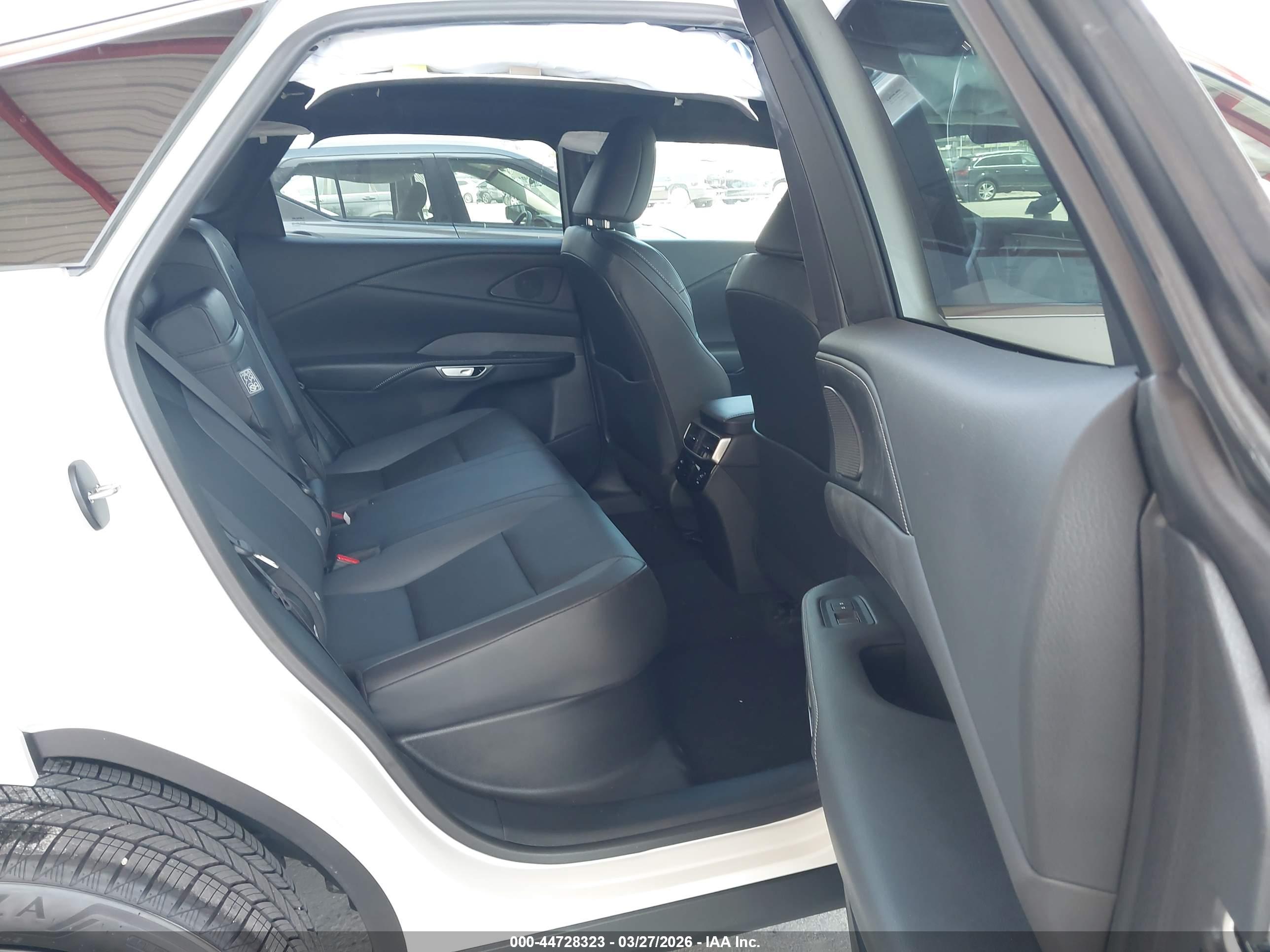 LEXUS RX image 8