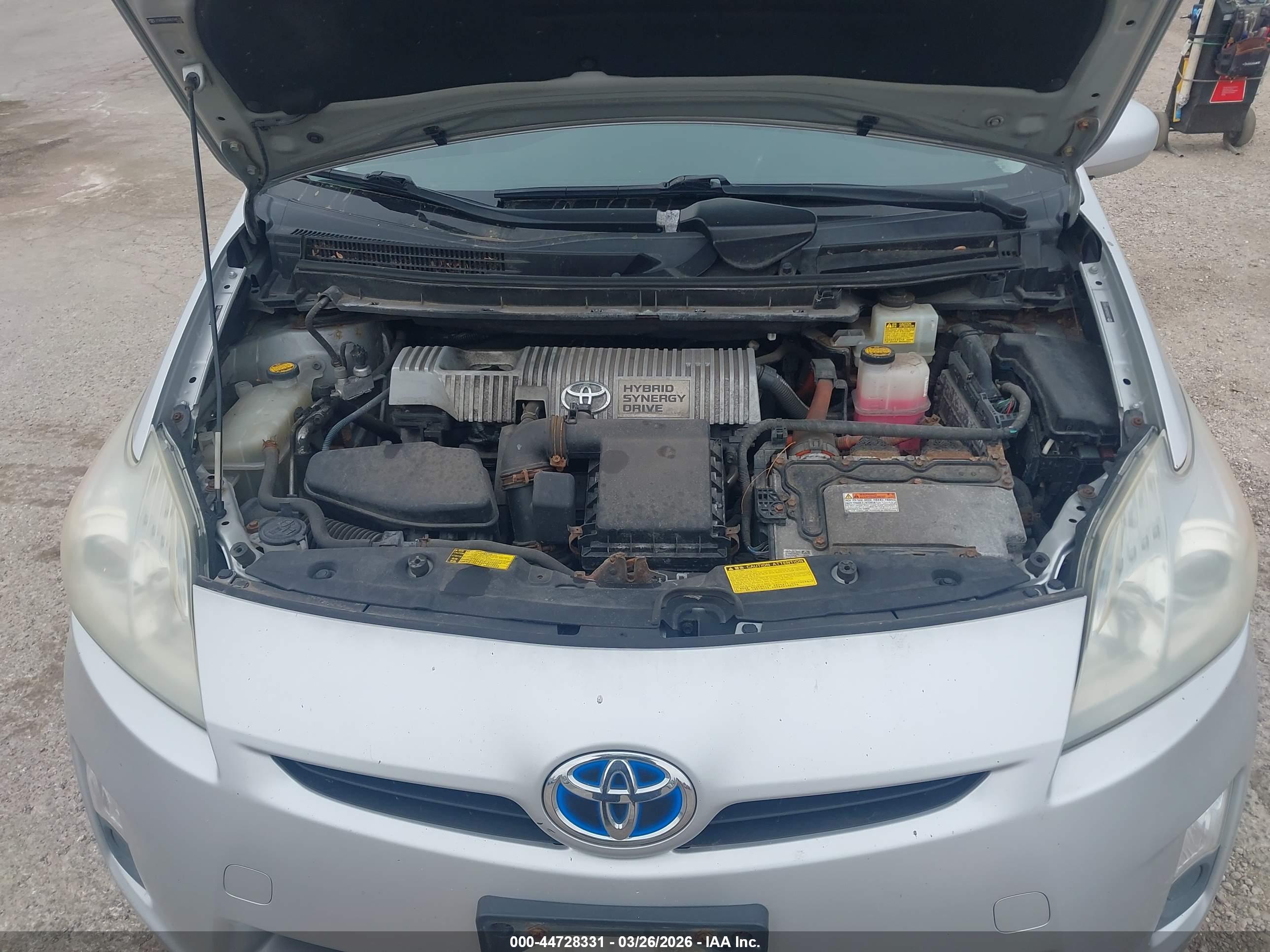 TOYOTA PRIUS image 10