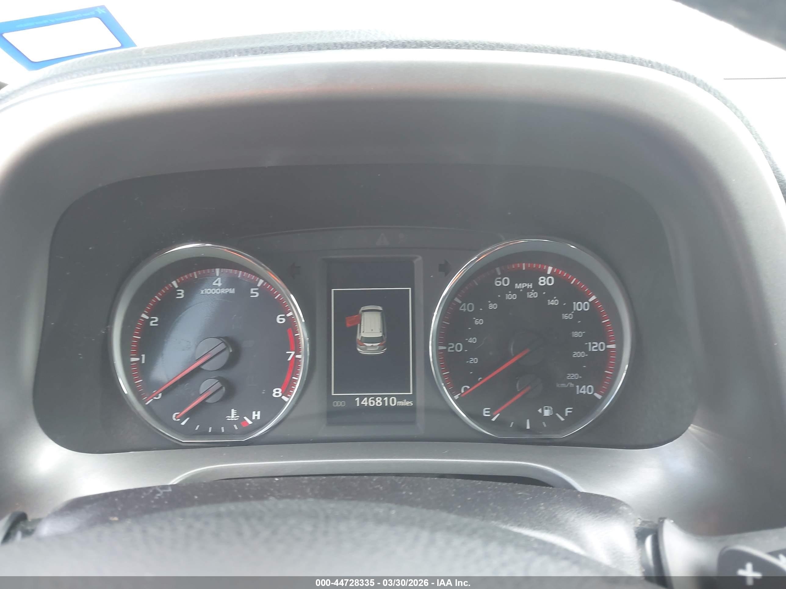 TOYOTA RAV4 image 7