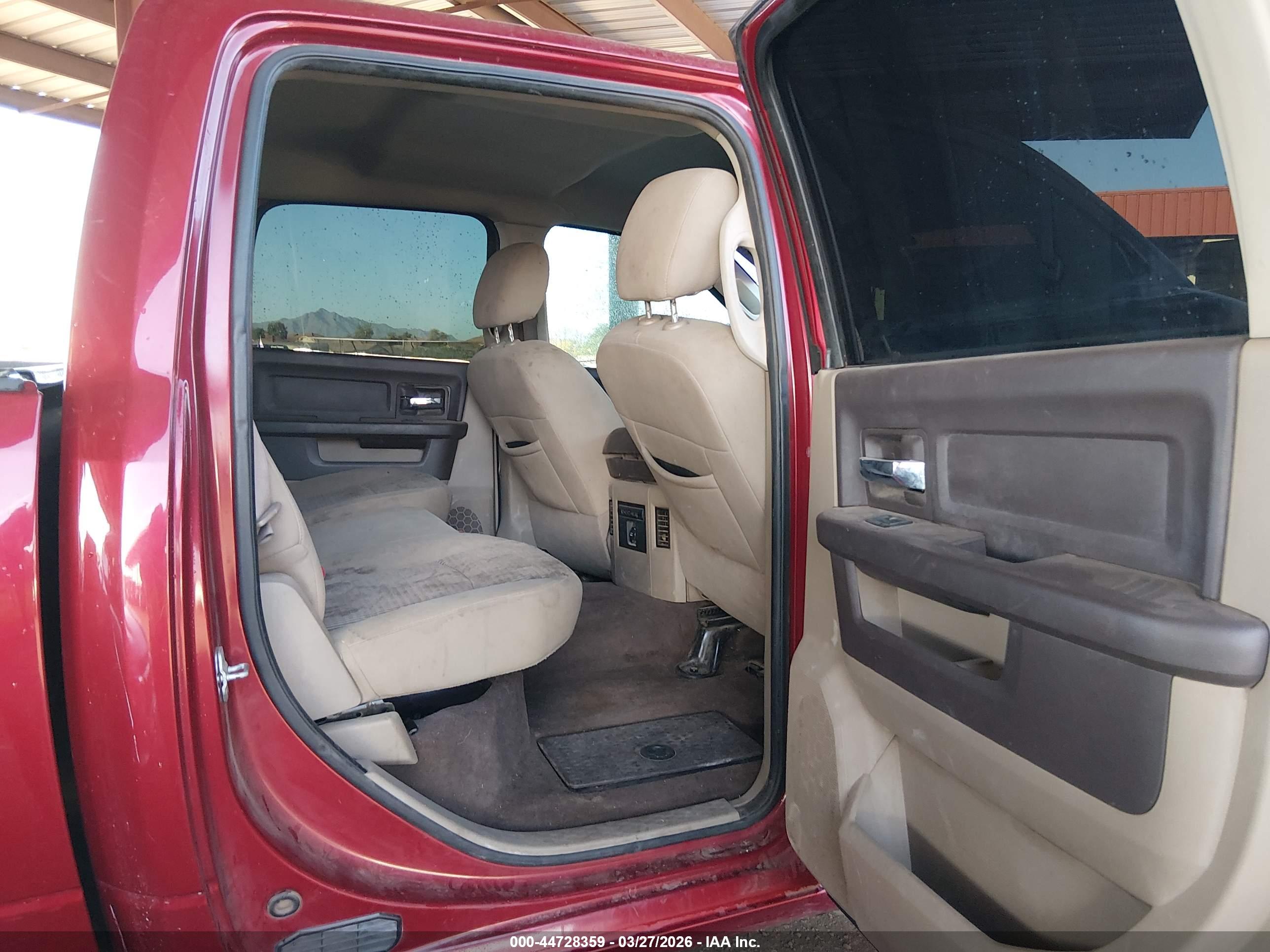DODGE RAM image 8
