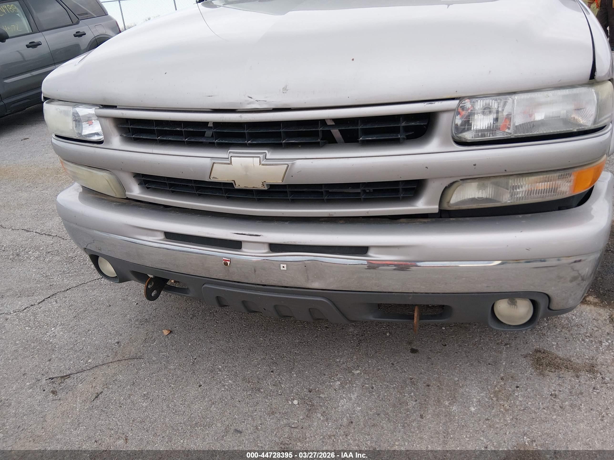 CHEVROLET TAHOE image 6