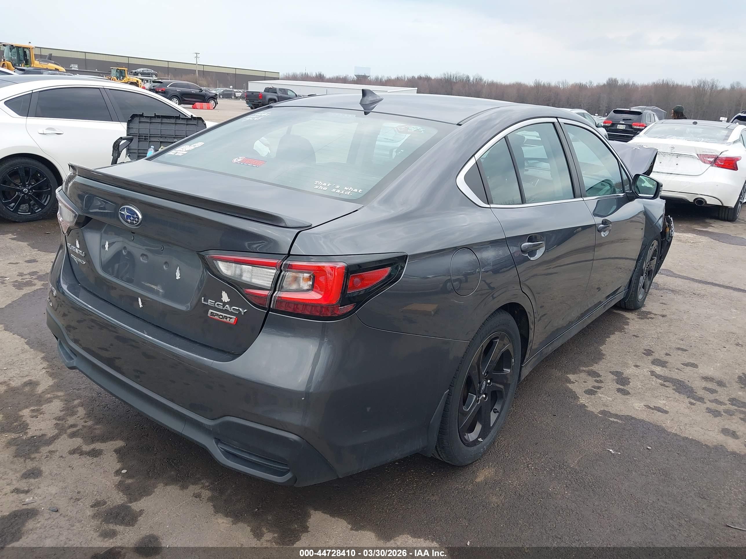 SUBARU LEGACY image 4