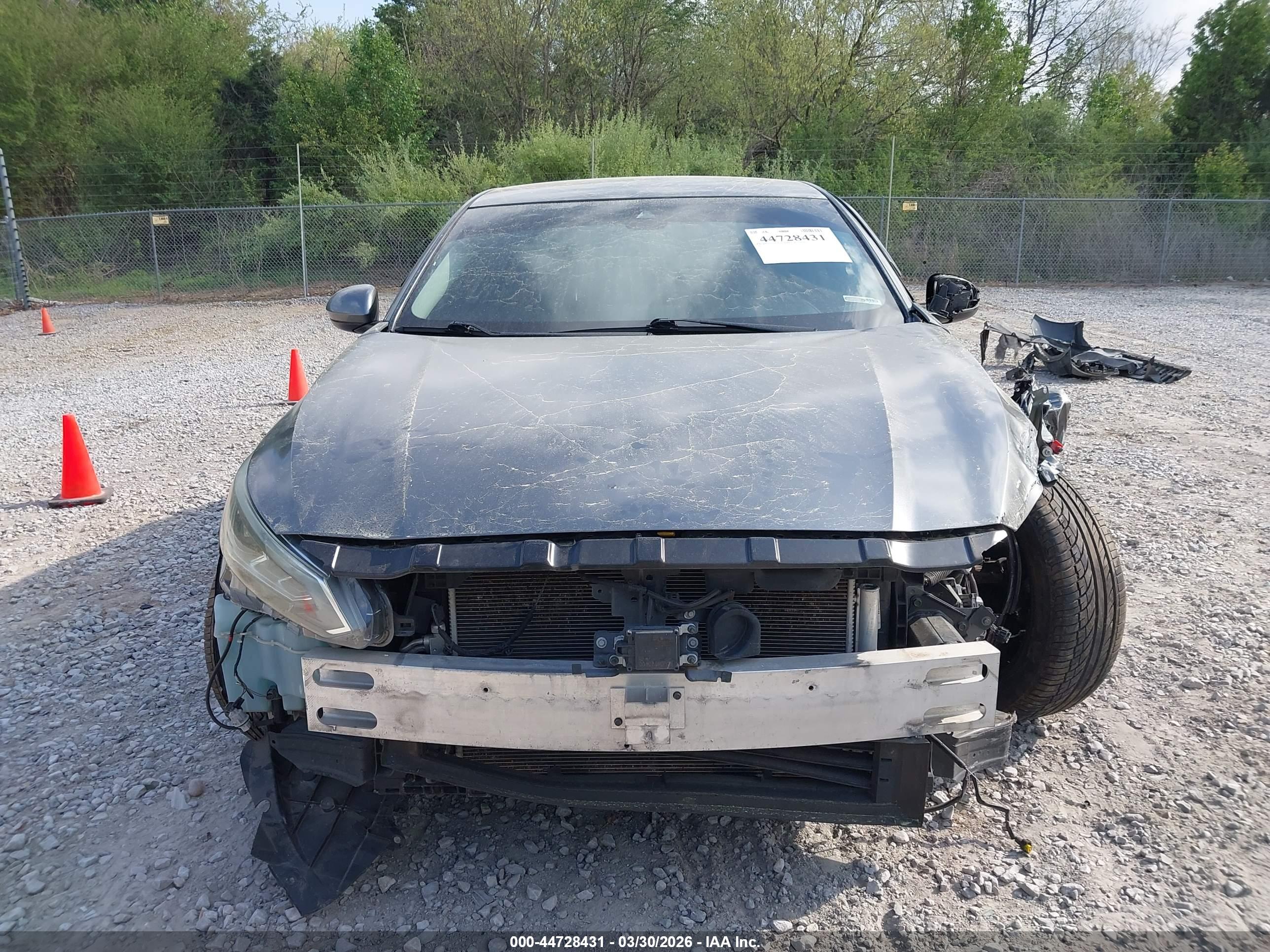 NISSAN ALTIMA image 6