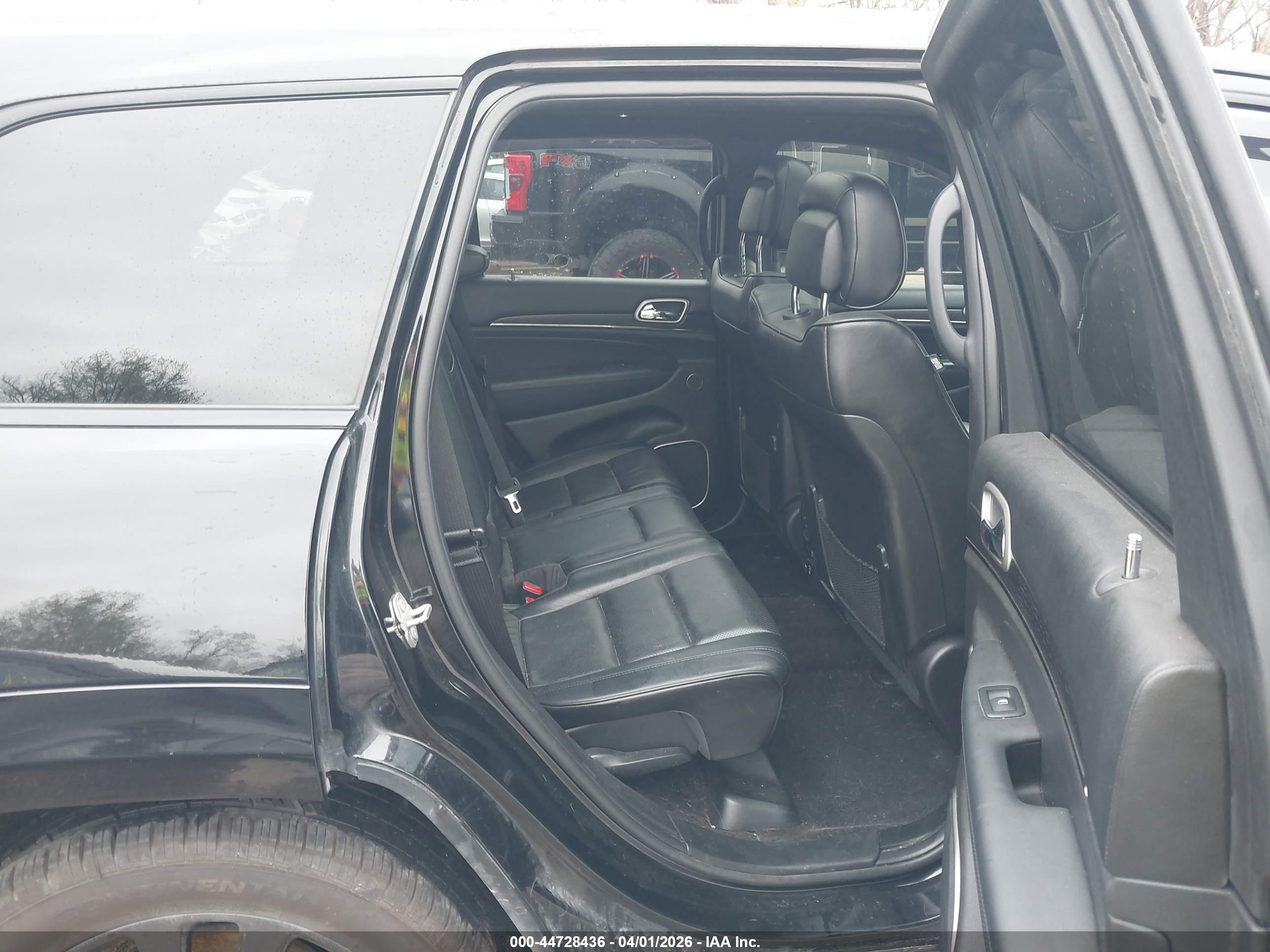JEEP GRAND image 8