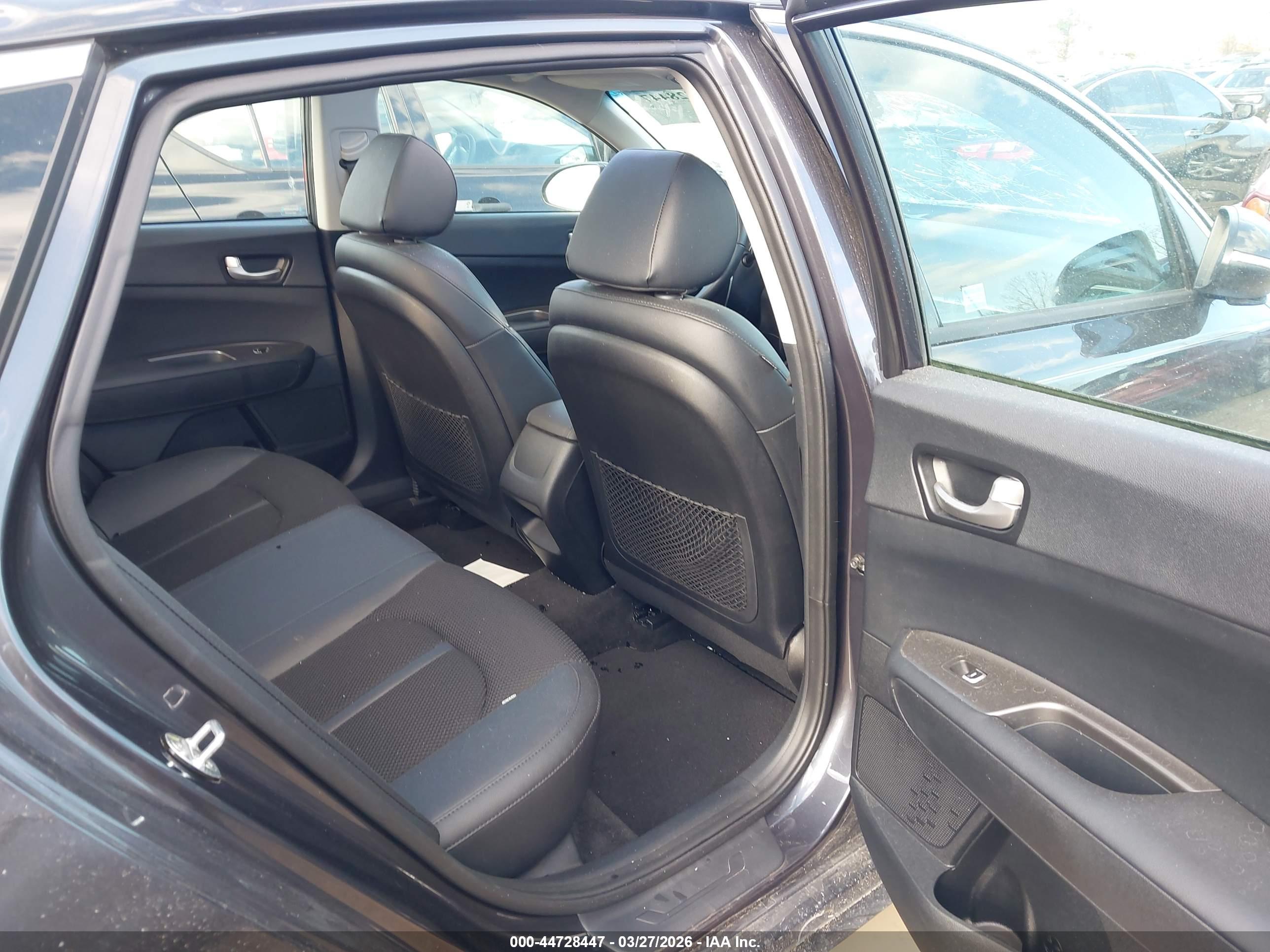 KIA OPTIMA image 8