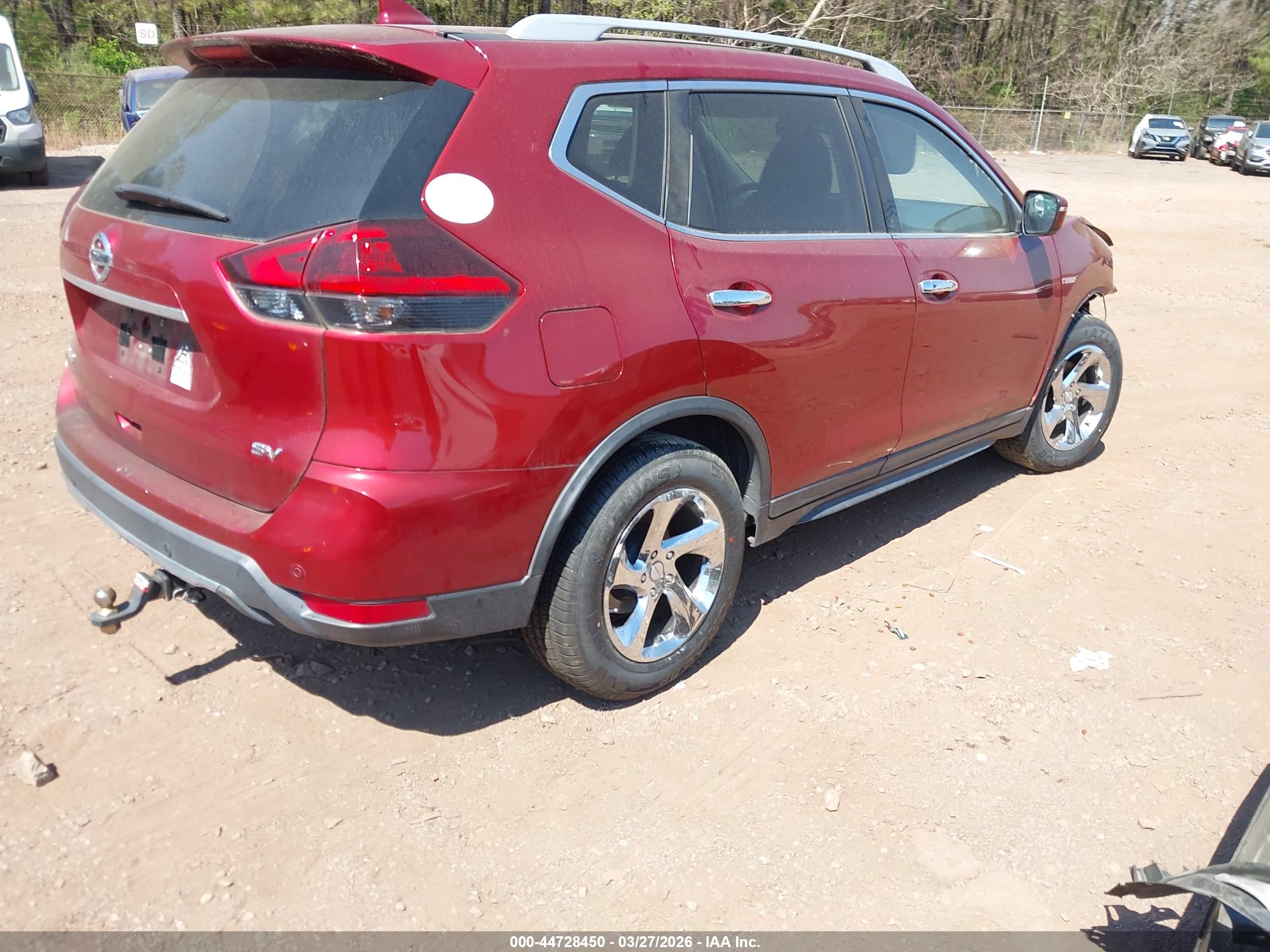 NISSAN ROGUE image 4