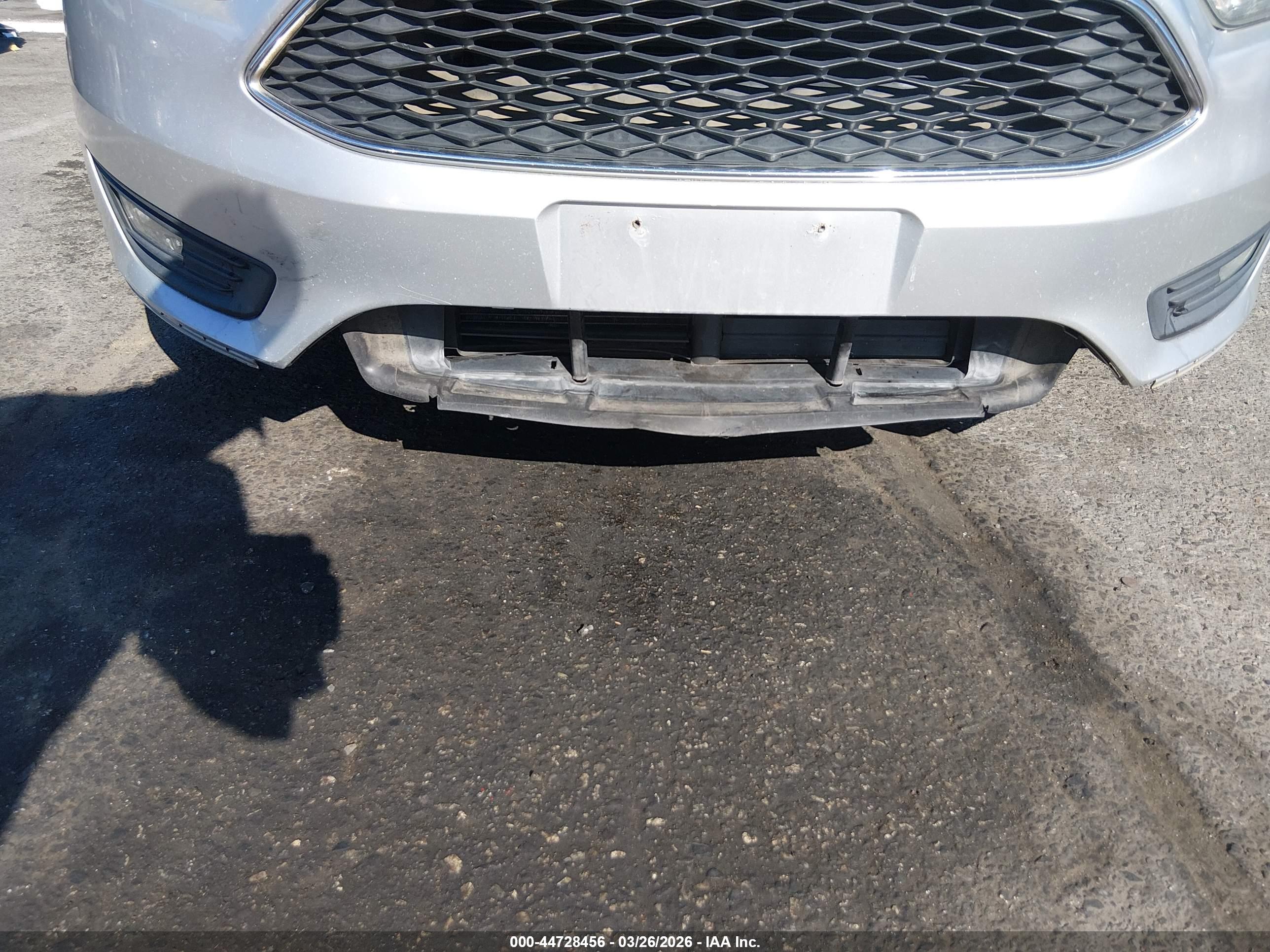 FORD FOCUS image 6
