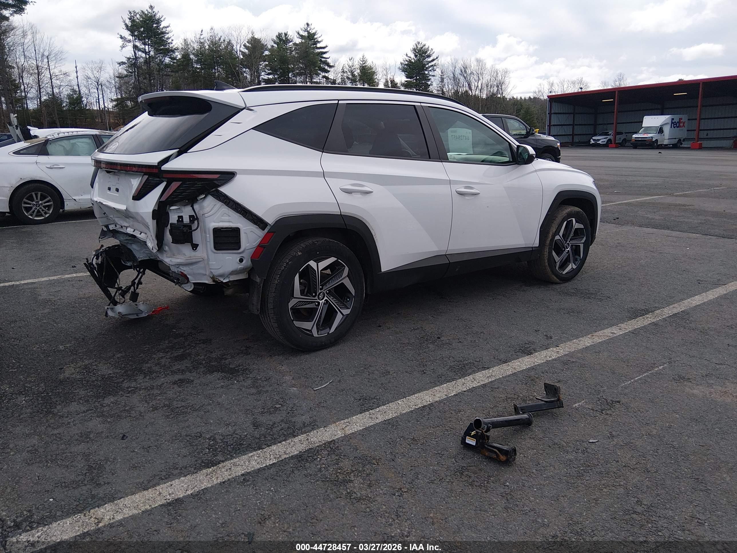 HYUNDAI TUCSON image 4