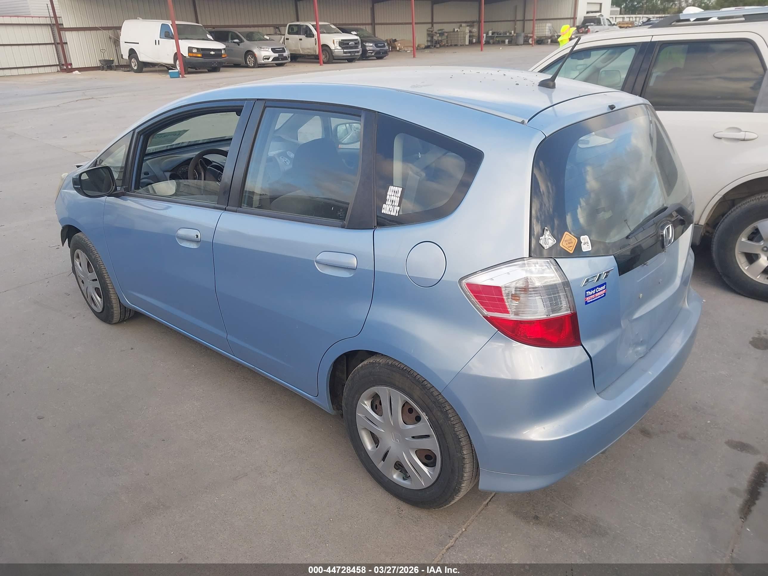 HONDA FIT image 3