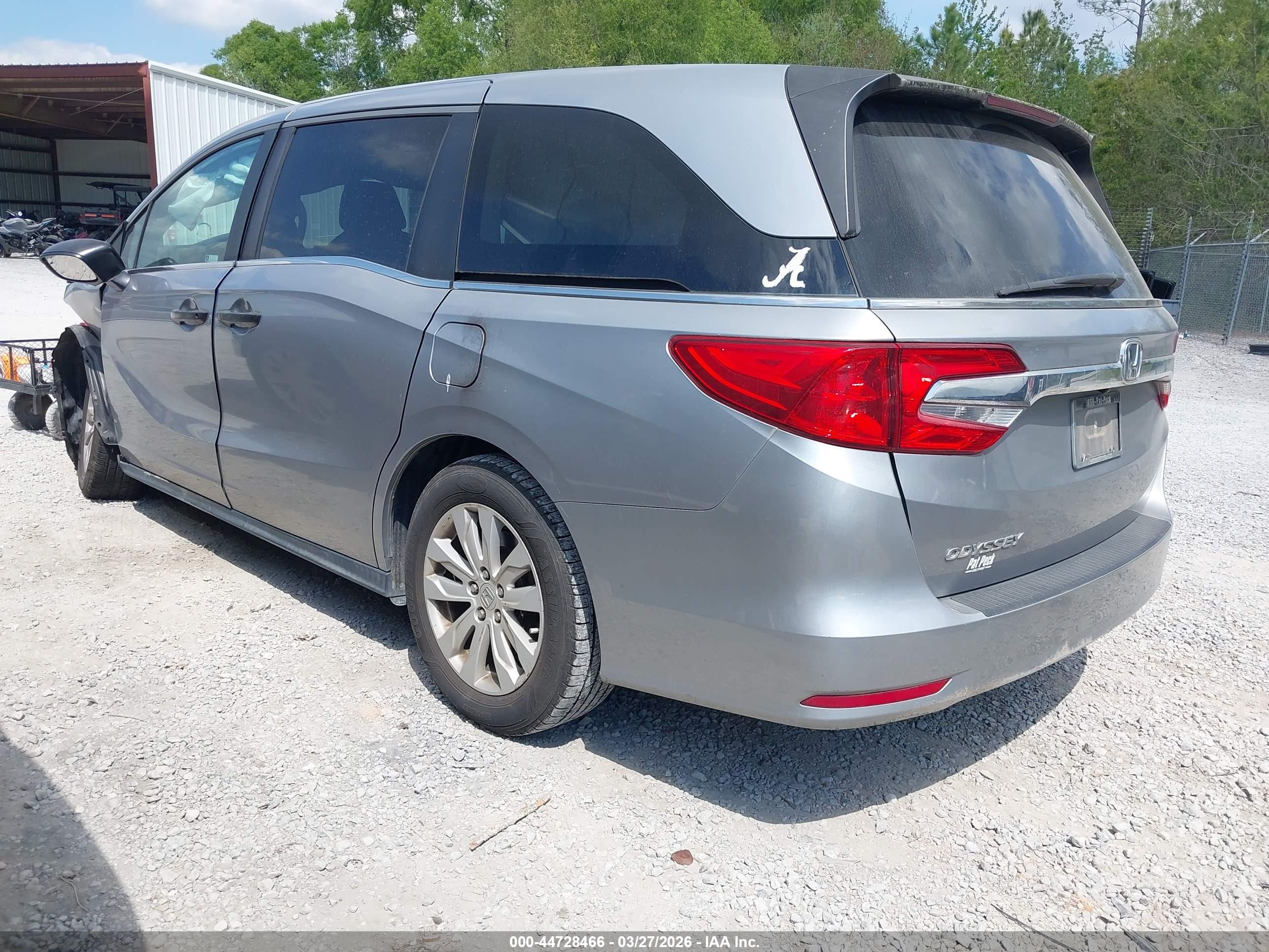 HONDA ODYSSEY image 3
