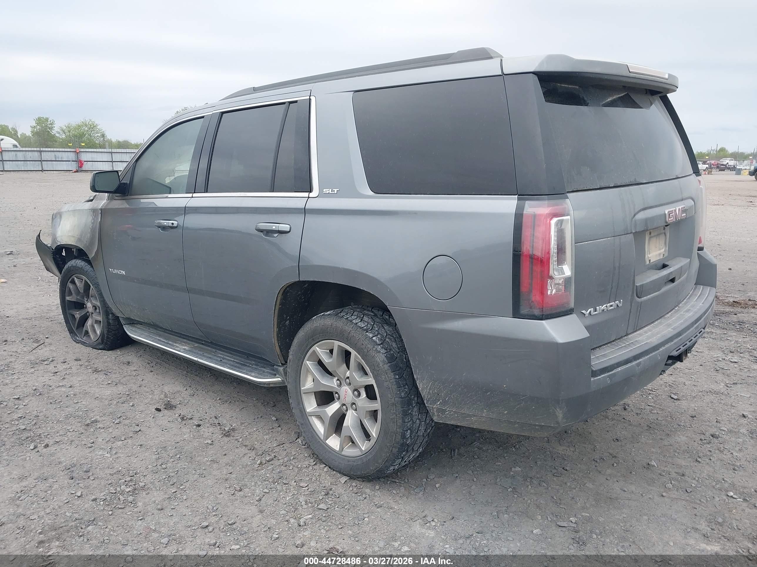 GMC YUKON image 3