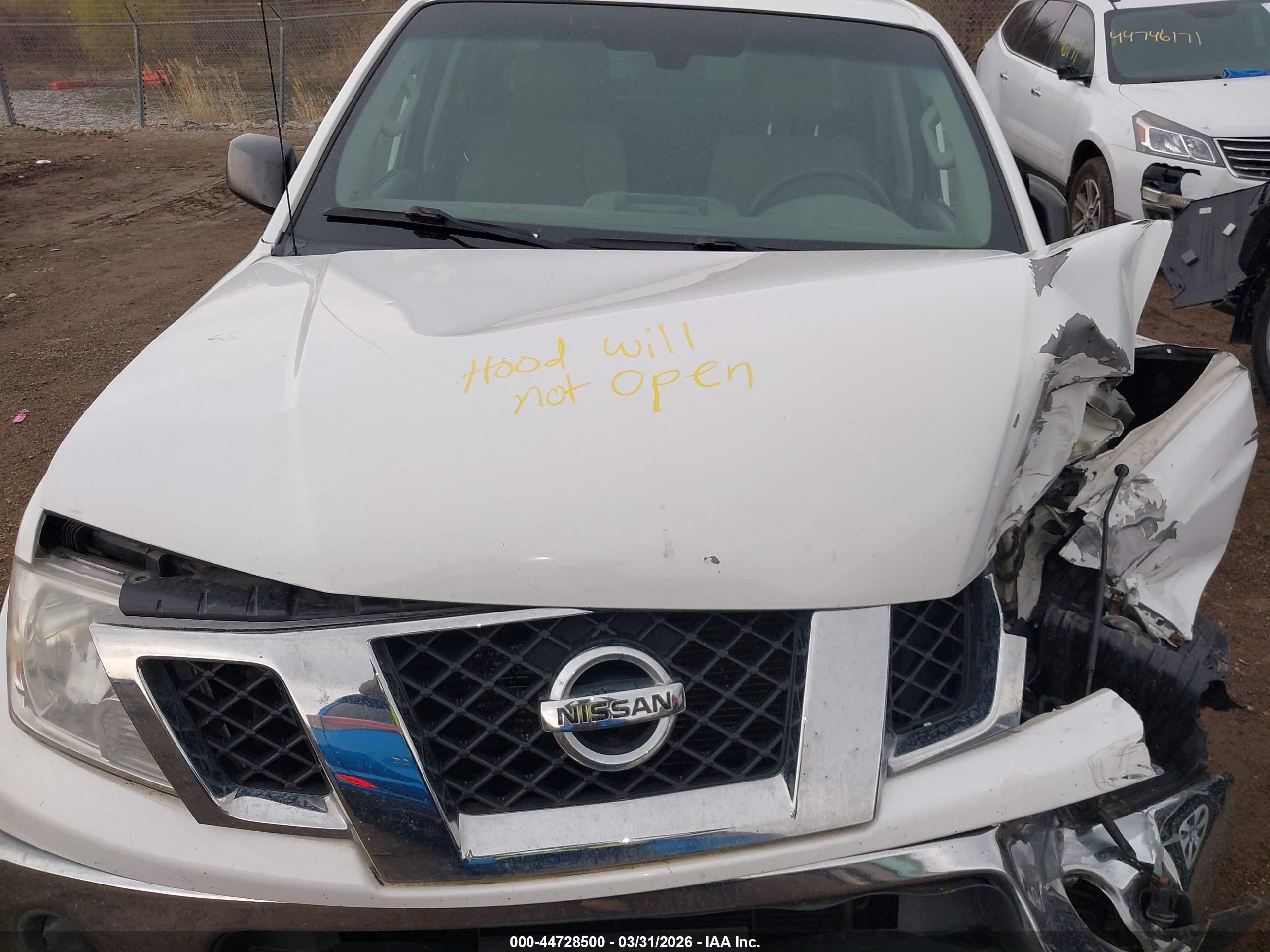 NISSAN FRONTIER image 10
