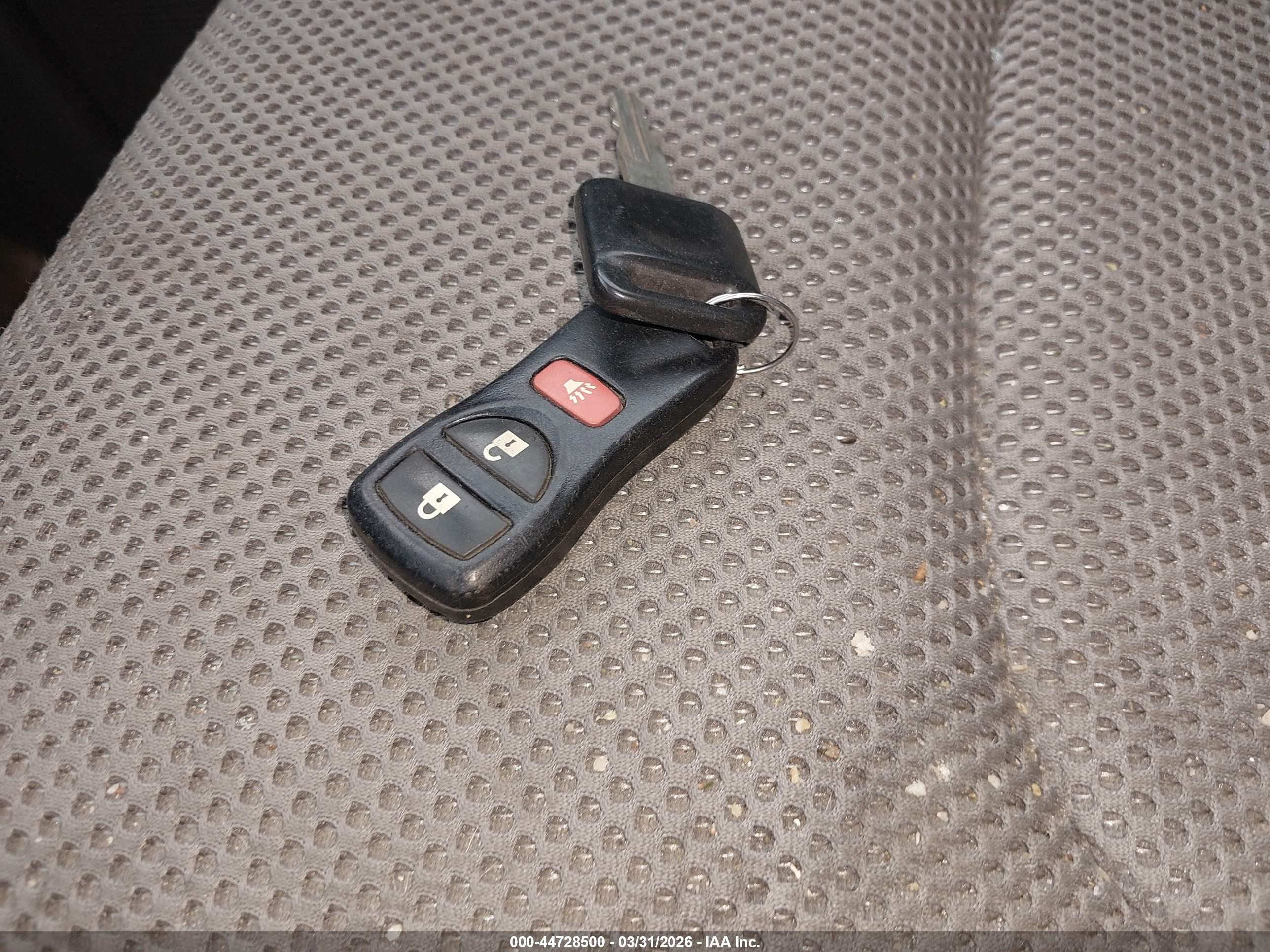 NISSAN FRONTIER image 11