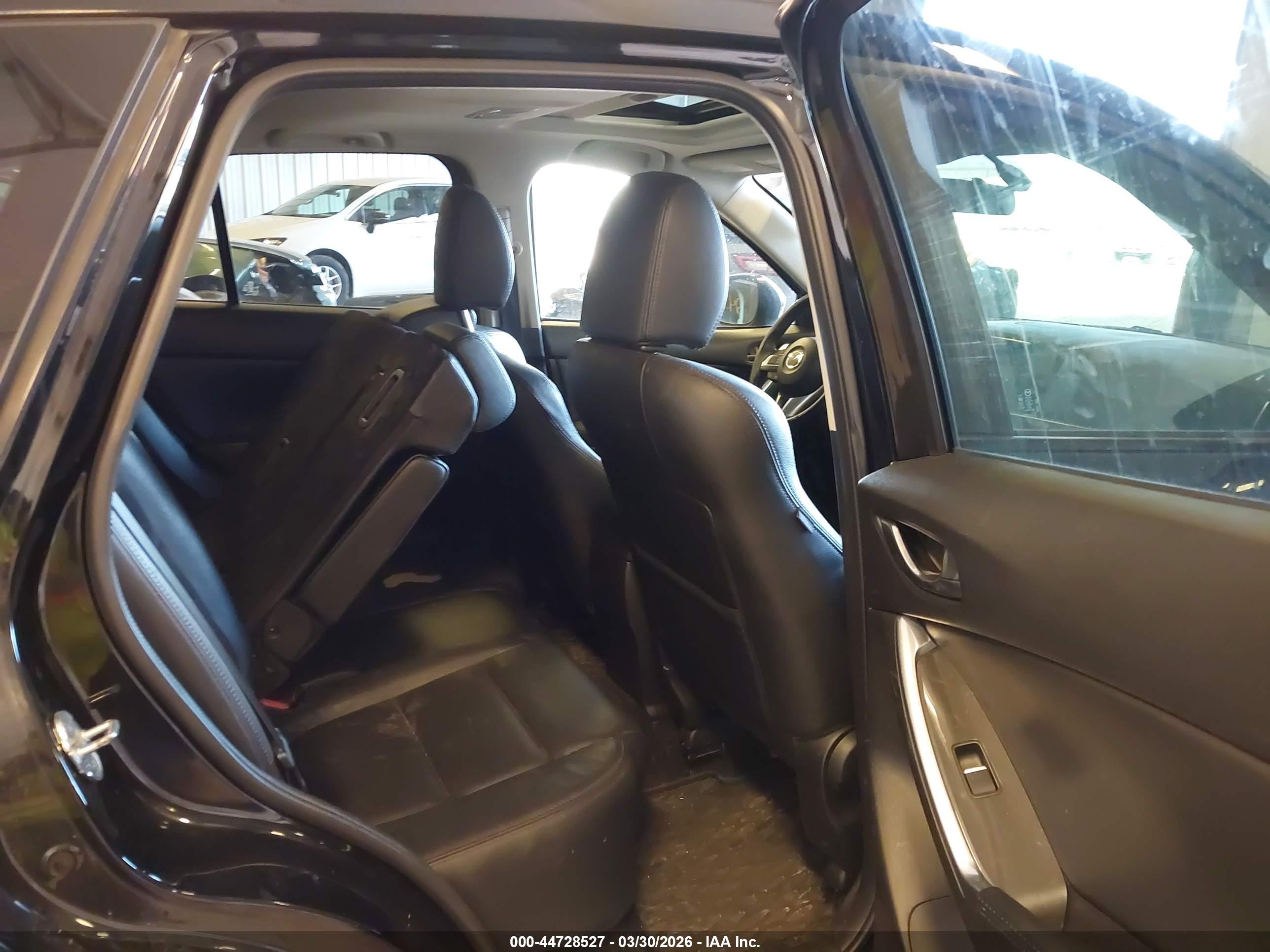 MAZDA CX-5 image 8
