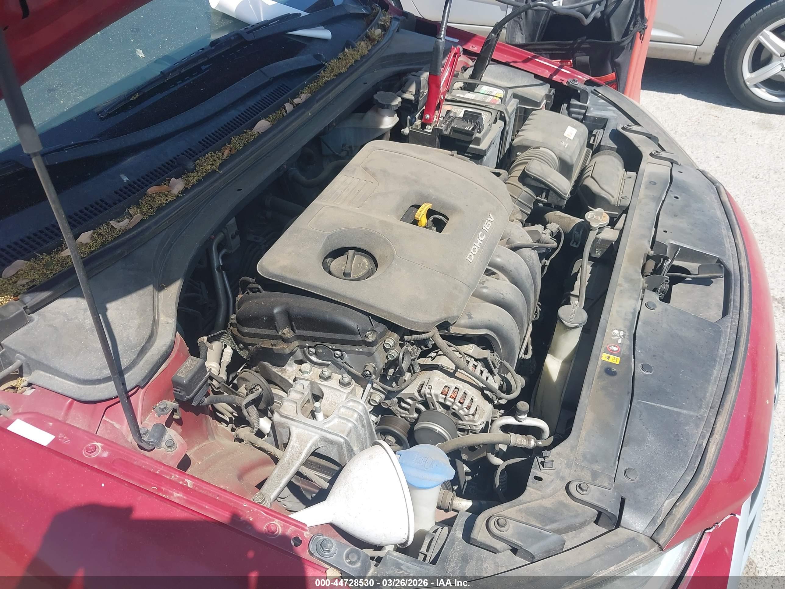 HYUNDAI ELANTRA image 10