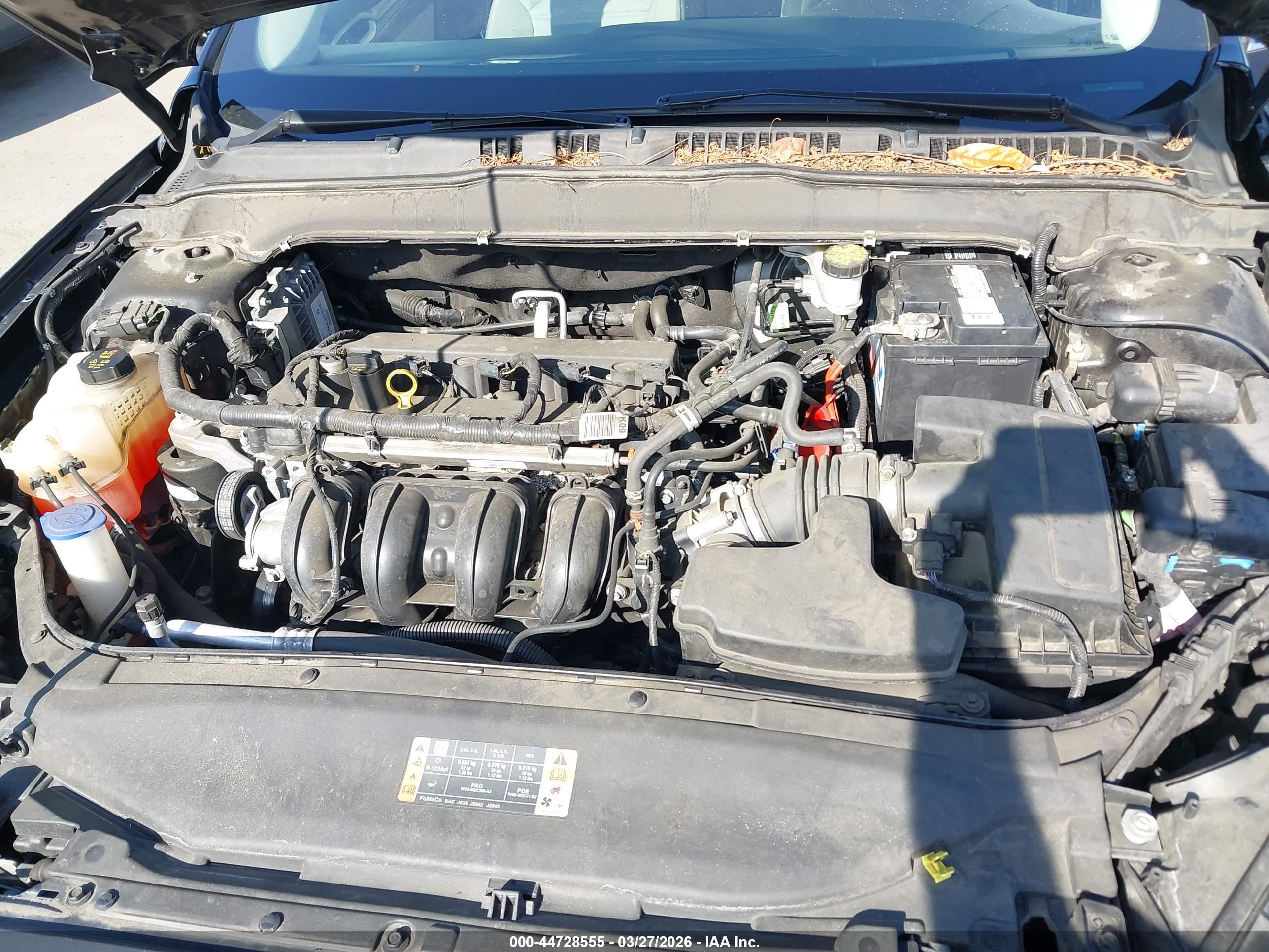 FORD FUSION image 10